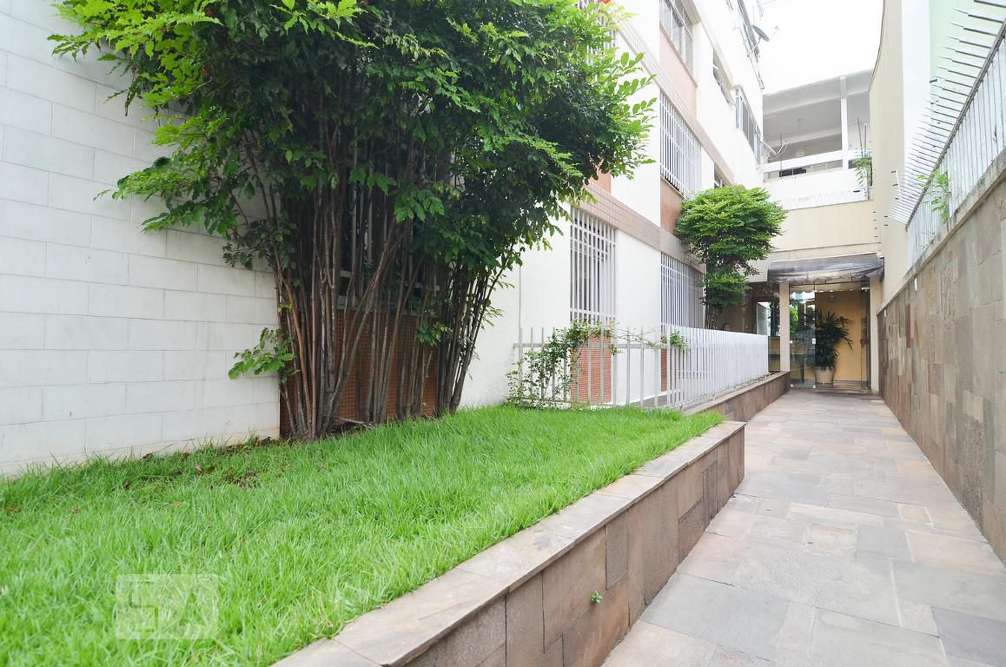 Entrada - Edifício Don Genaro