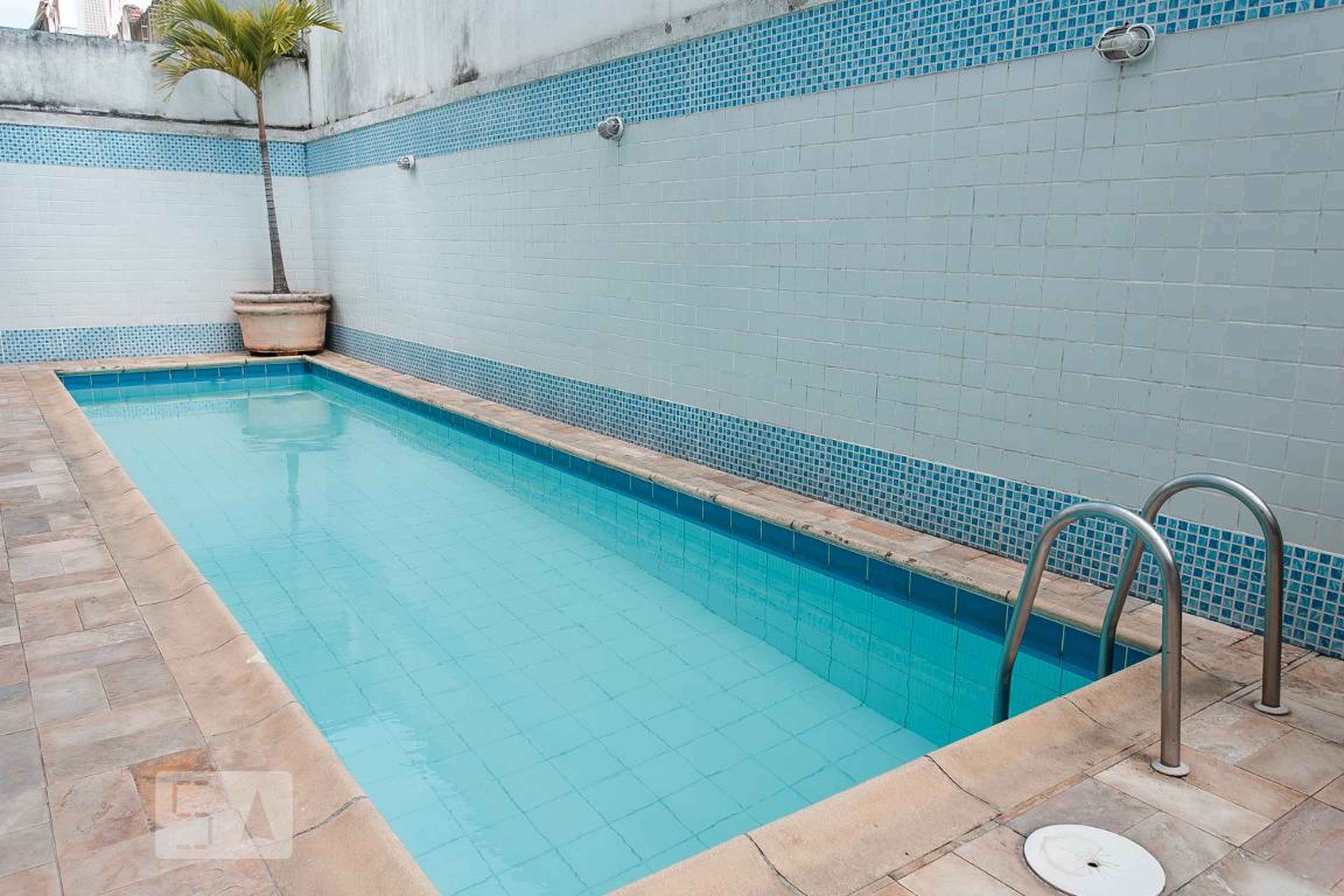 Piscina - Edifício Dhiana