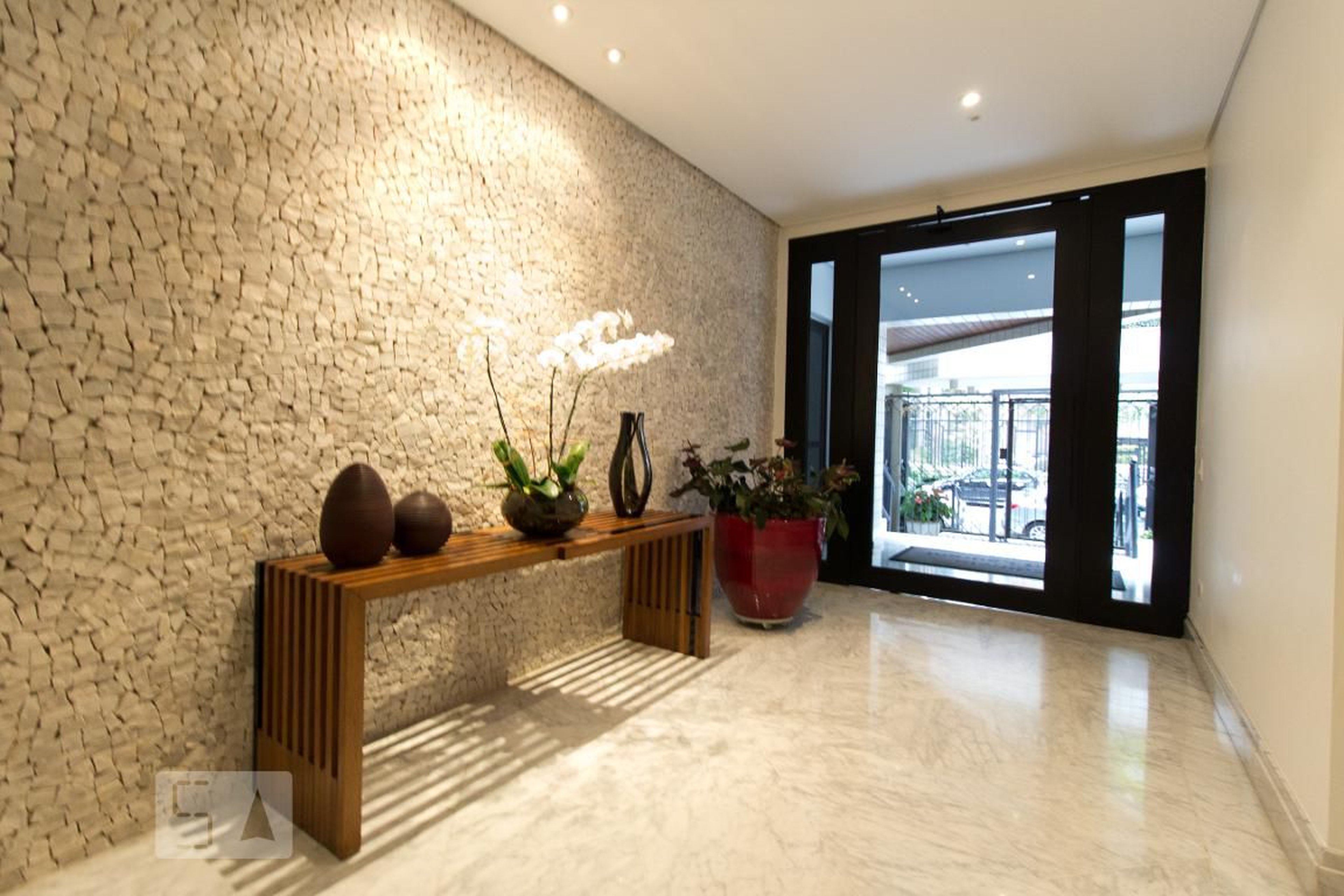 Hall - Saint Laurent de La Cobrerisse