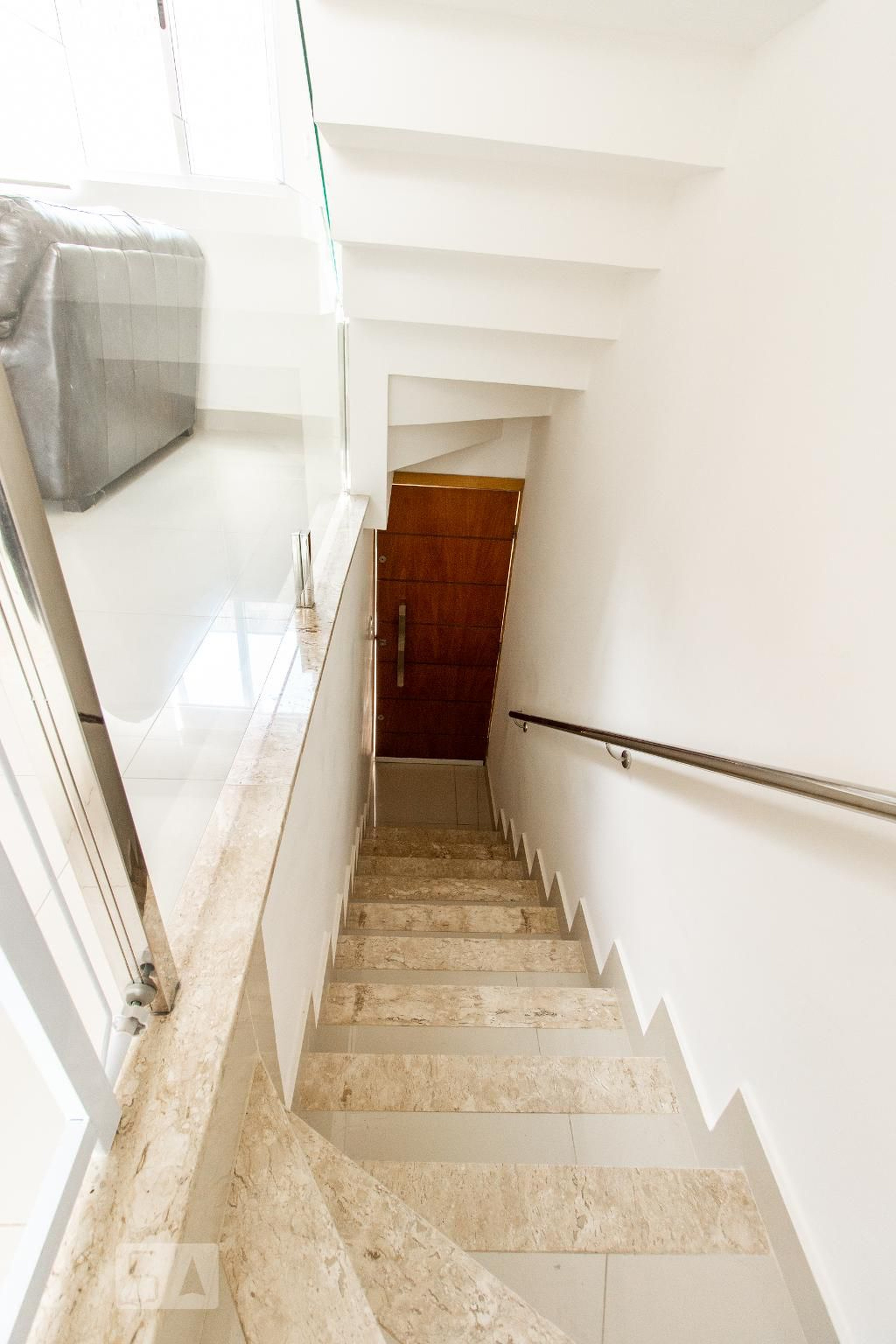 Entrada - Privilege Residence