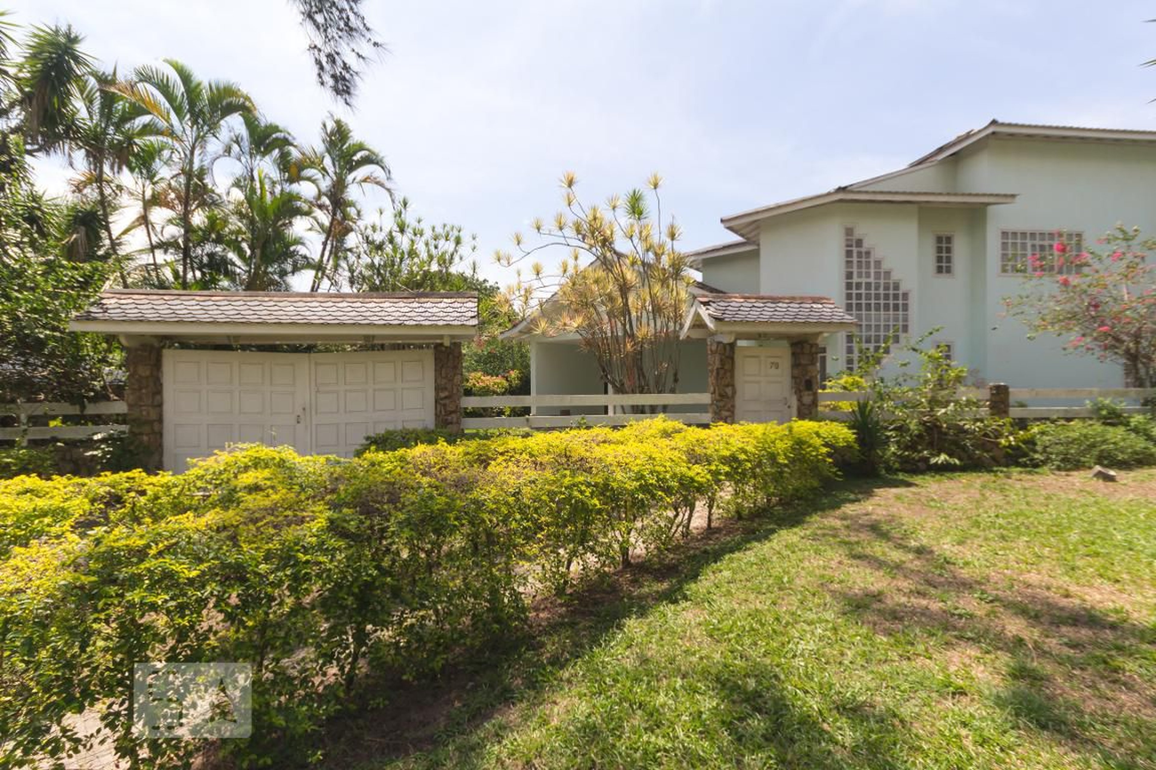 Fachada Condomínio Arouca