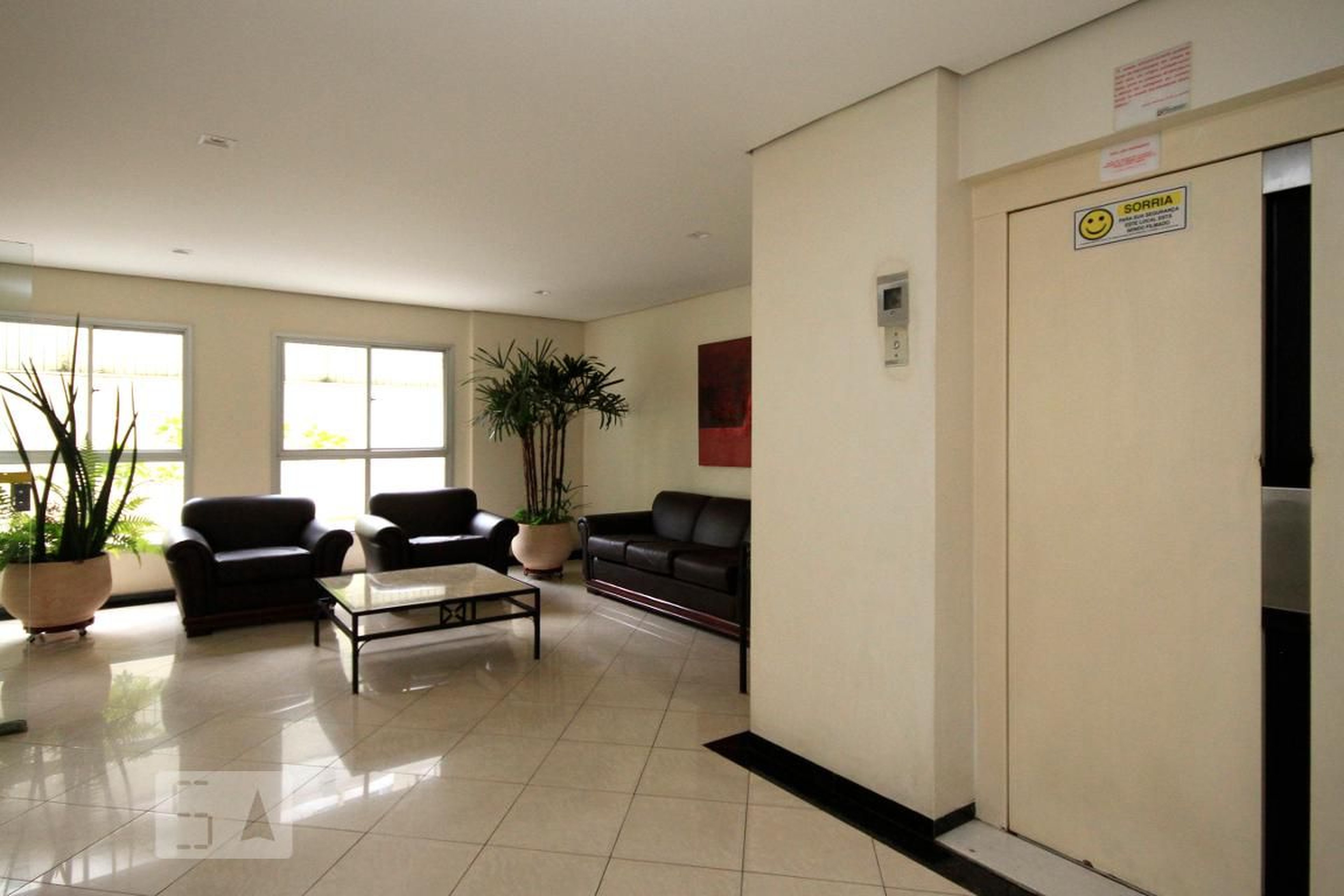 Hall Social - Edifício Quartier Latin