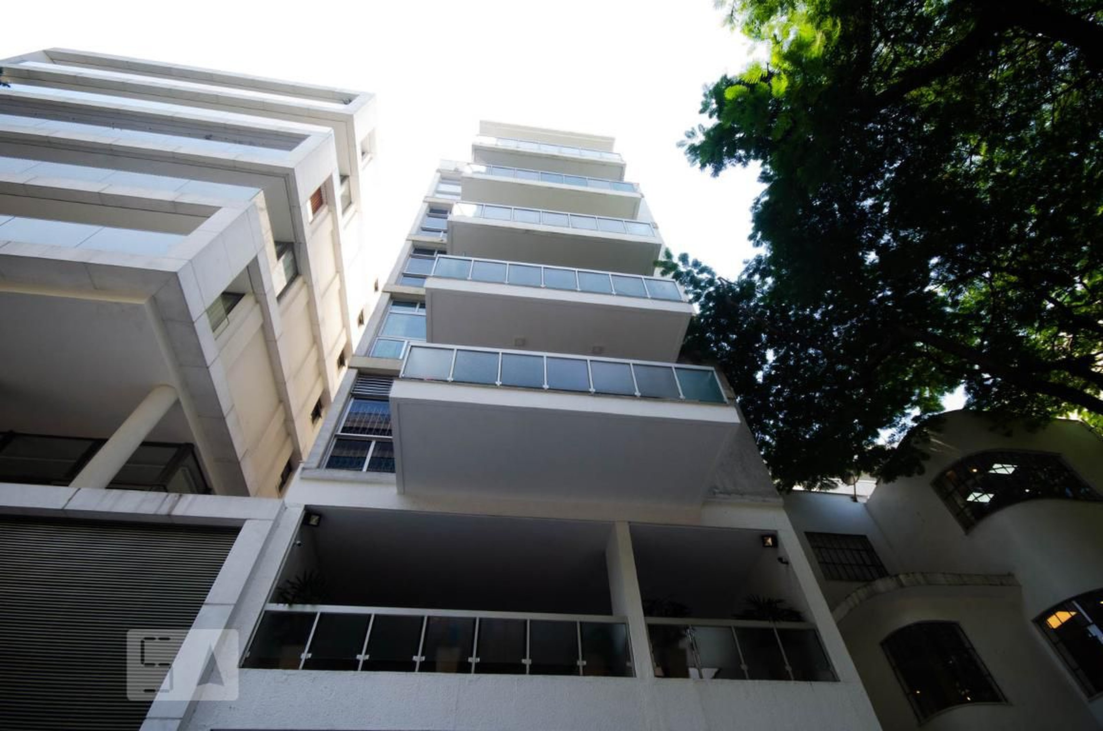 Fachada Condomínio em Rua Barão de Jaguaripe, 186