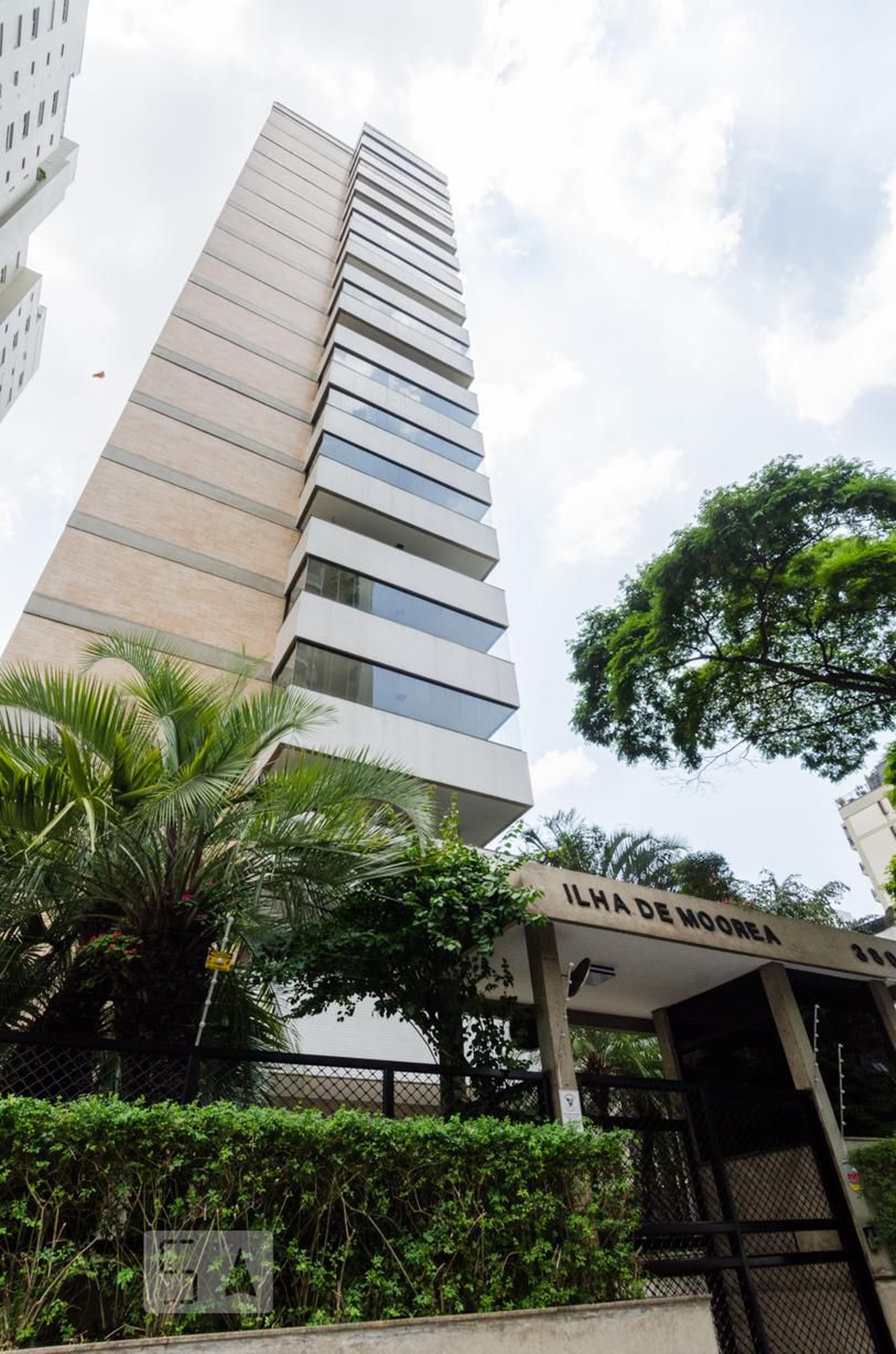 Fachada Condomínio Ilha de Moréa