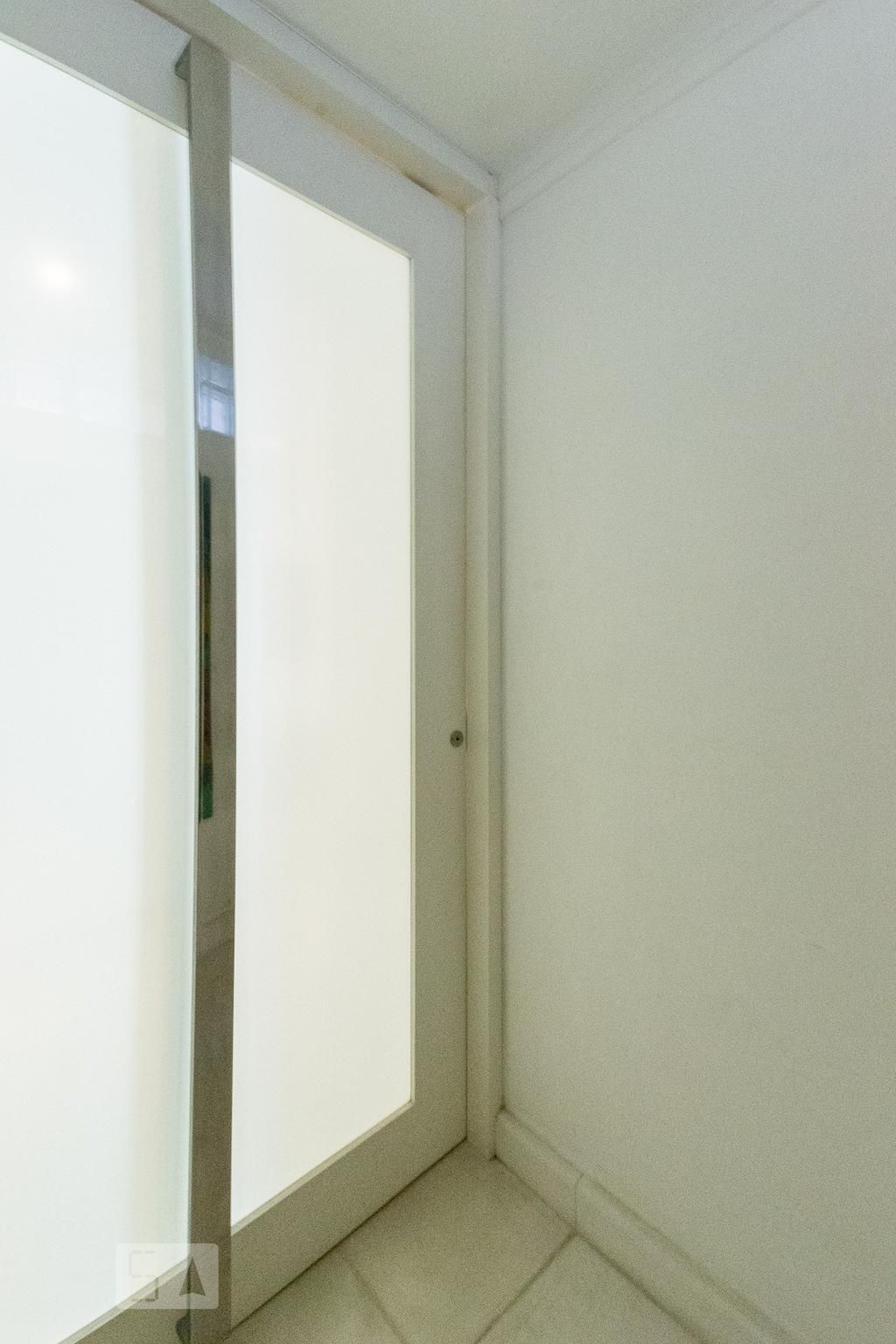 Hall - Daniel Oliveira