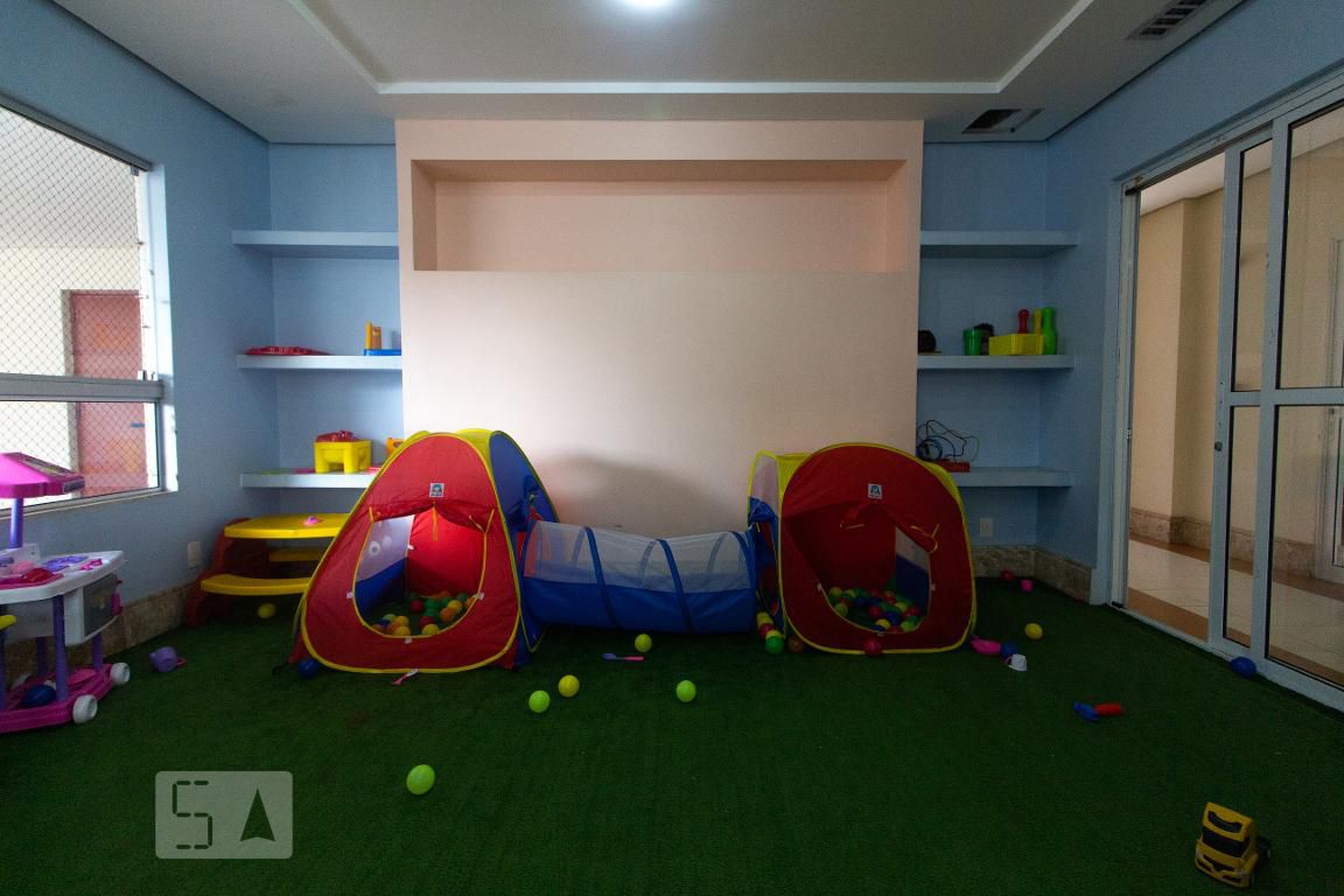 Brinquedoteca - Blue Moon