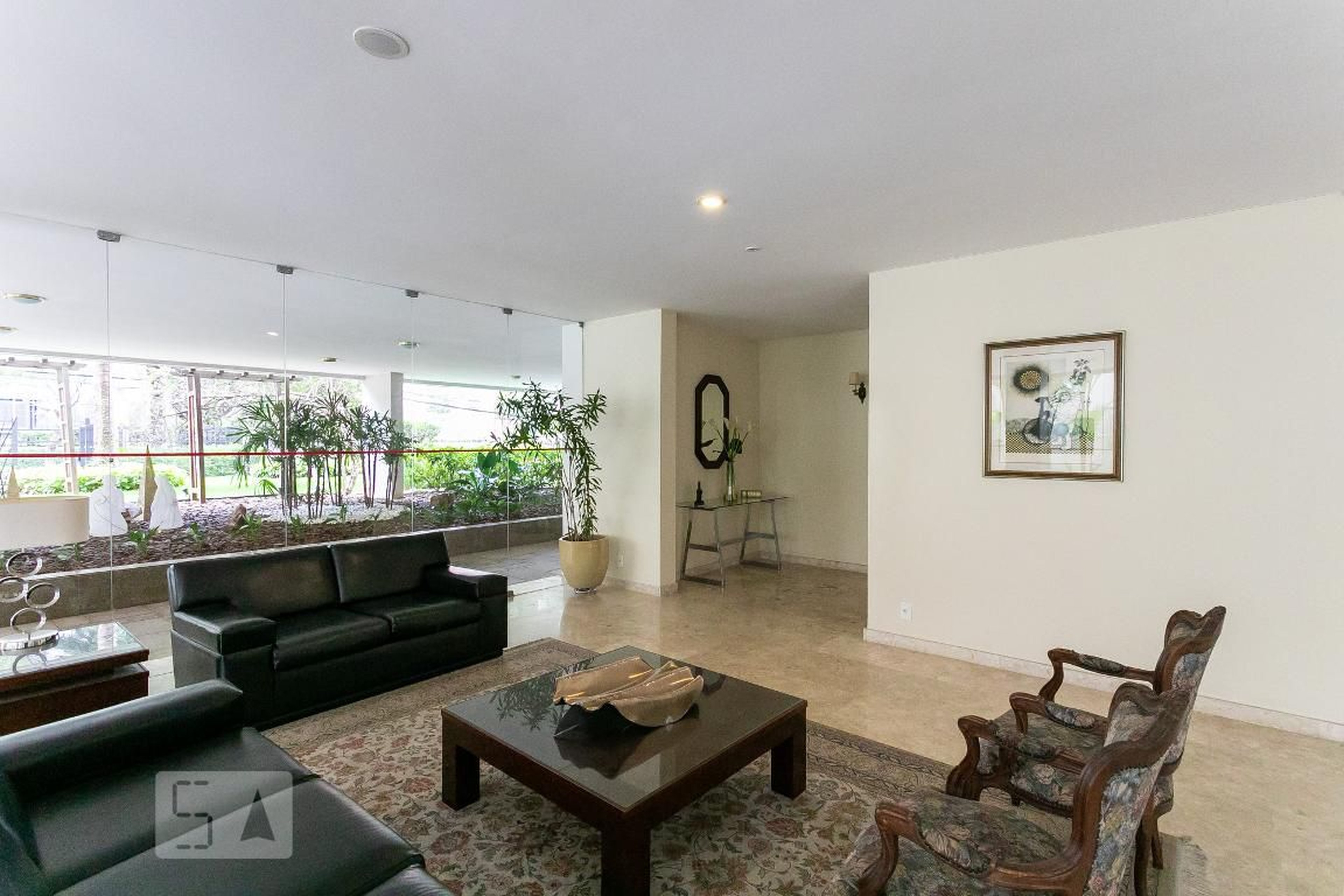 Hall - RUA Monte Alegre, 663