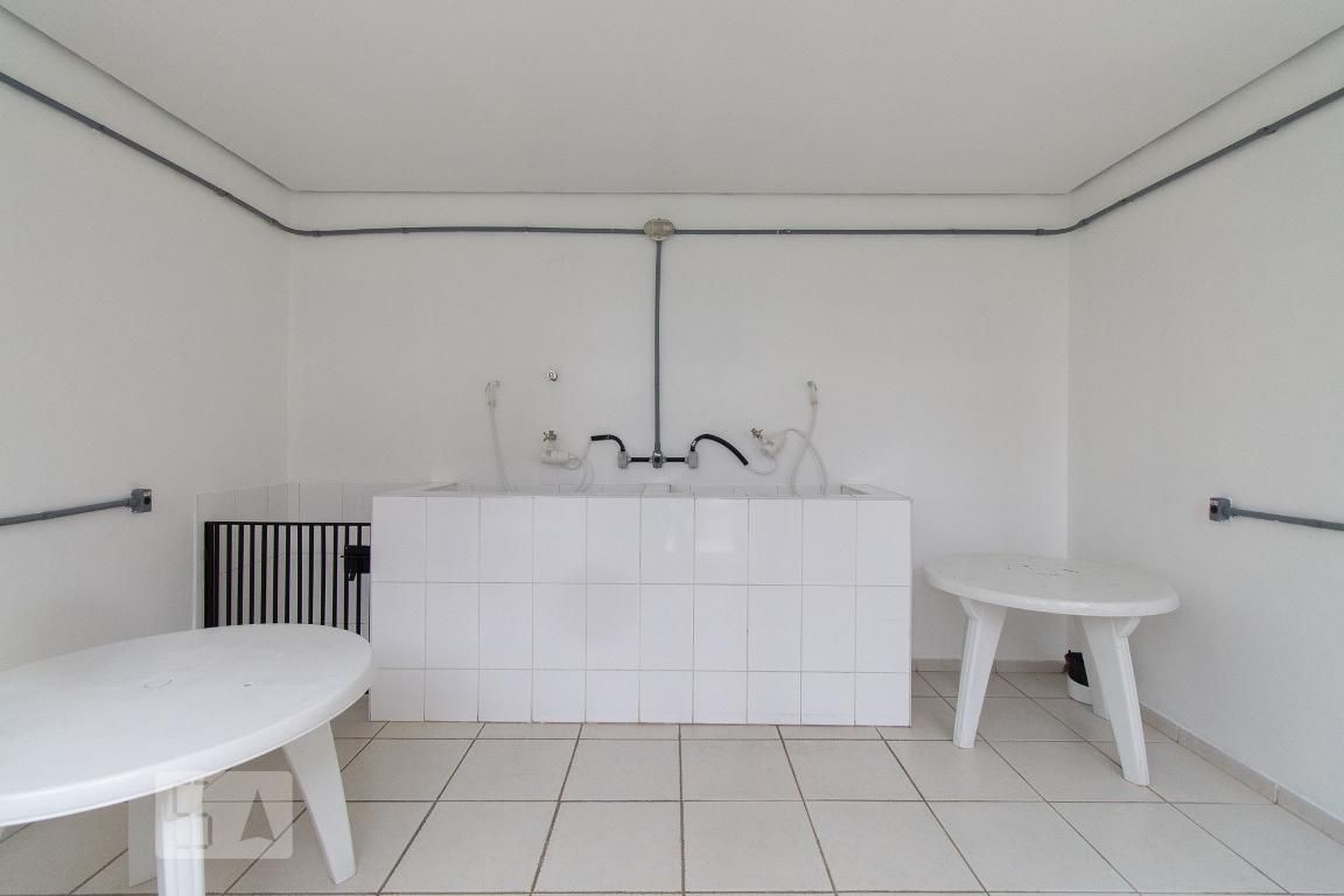 Espaço Pet - Piazza San Pietro