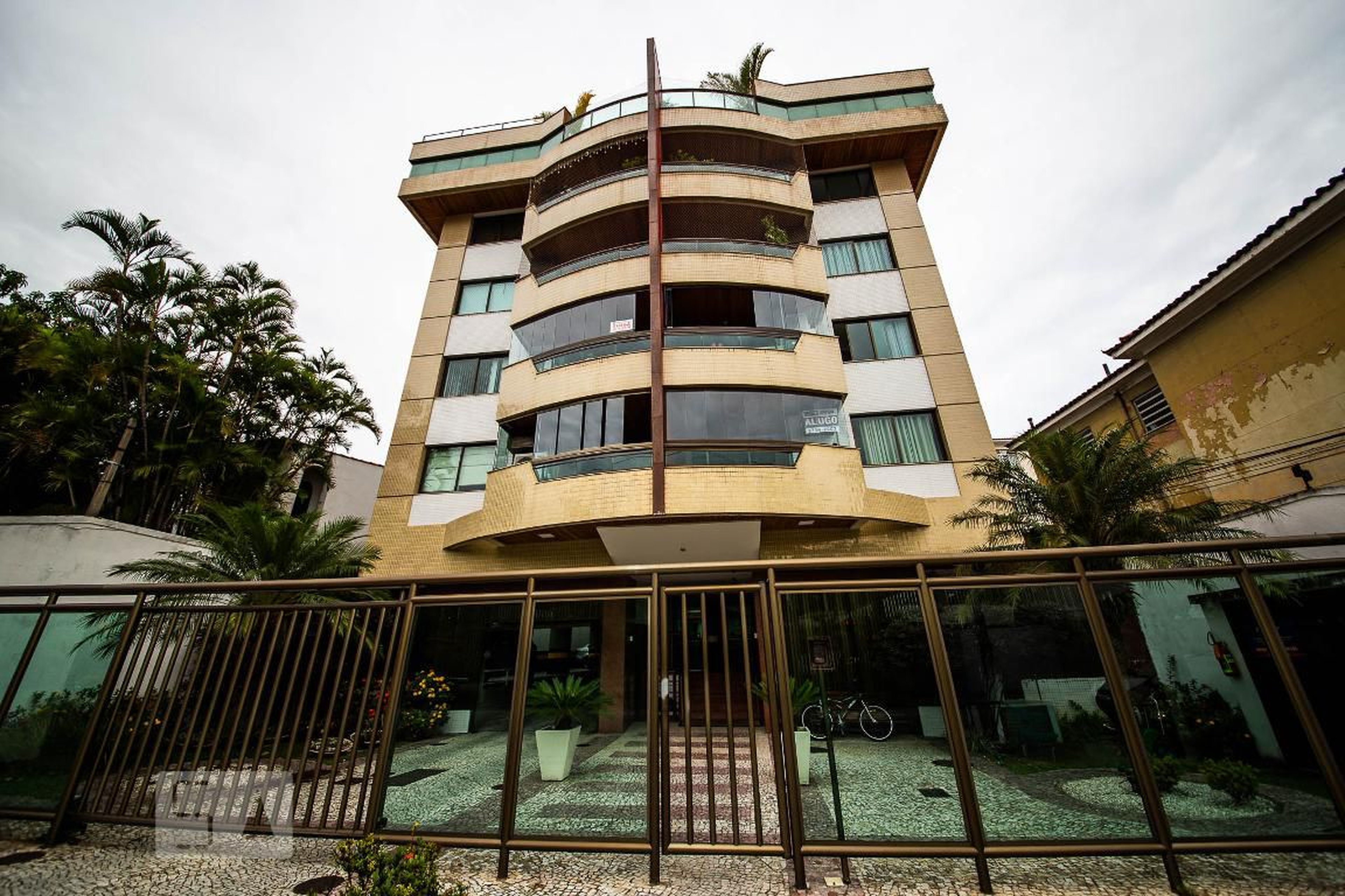 Fachada do prédio Condomínio Olímpio Bargiela