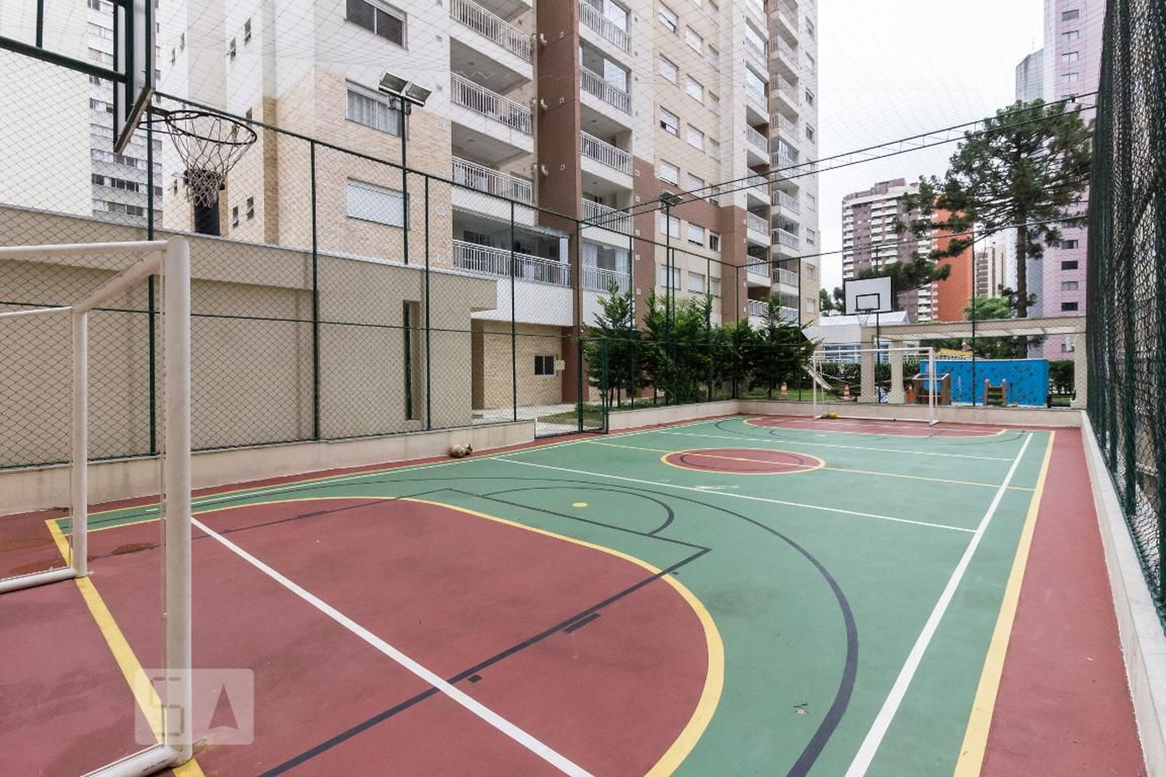 Quadra poliesportiva - Edifício Magno
