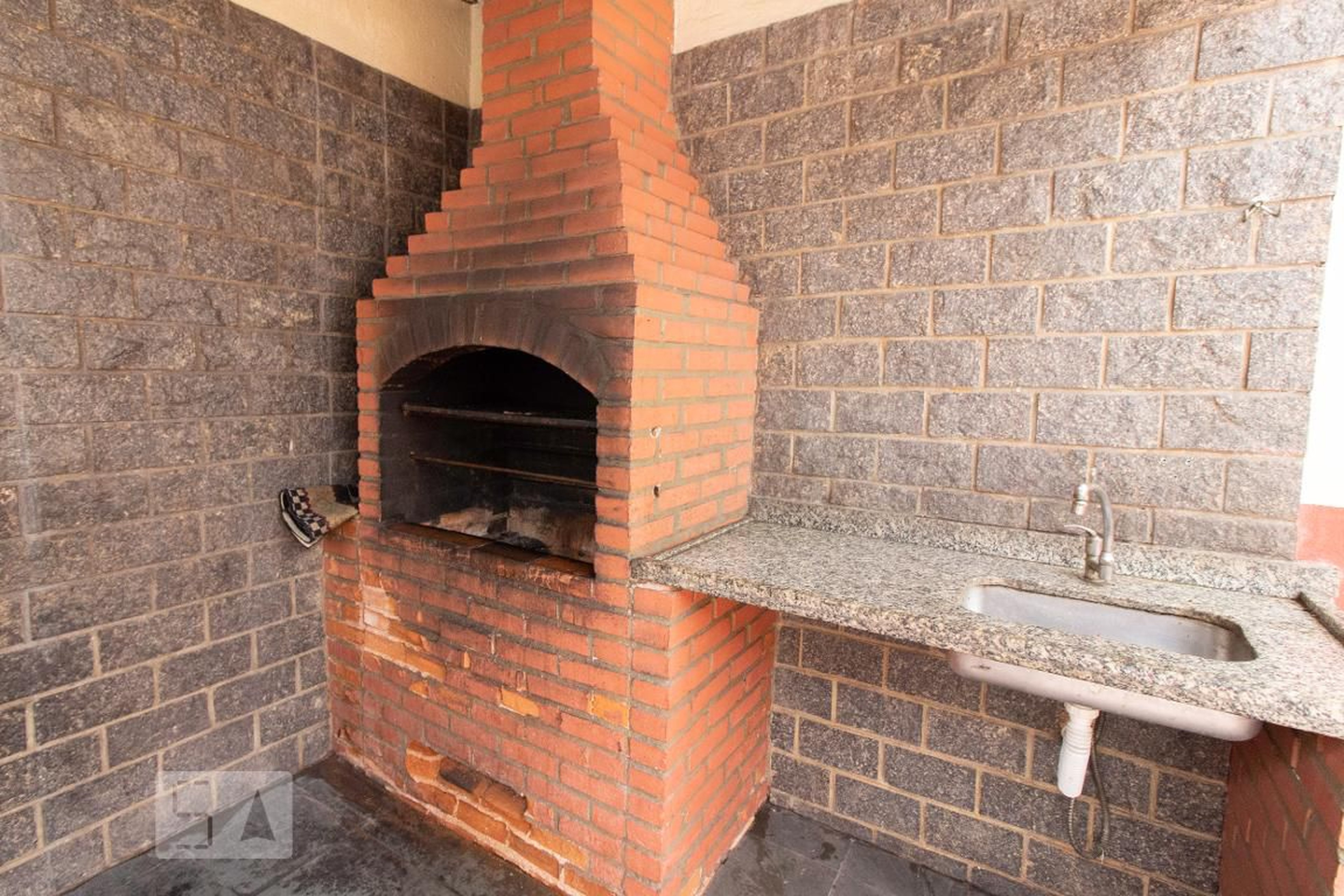 Churrasqueira - Edifício Cabuçu