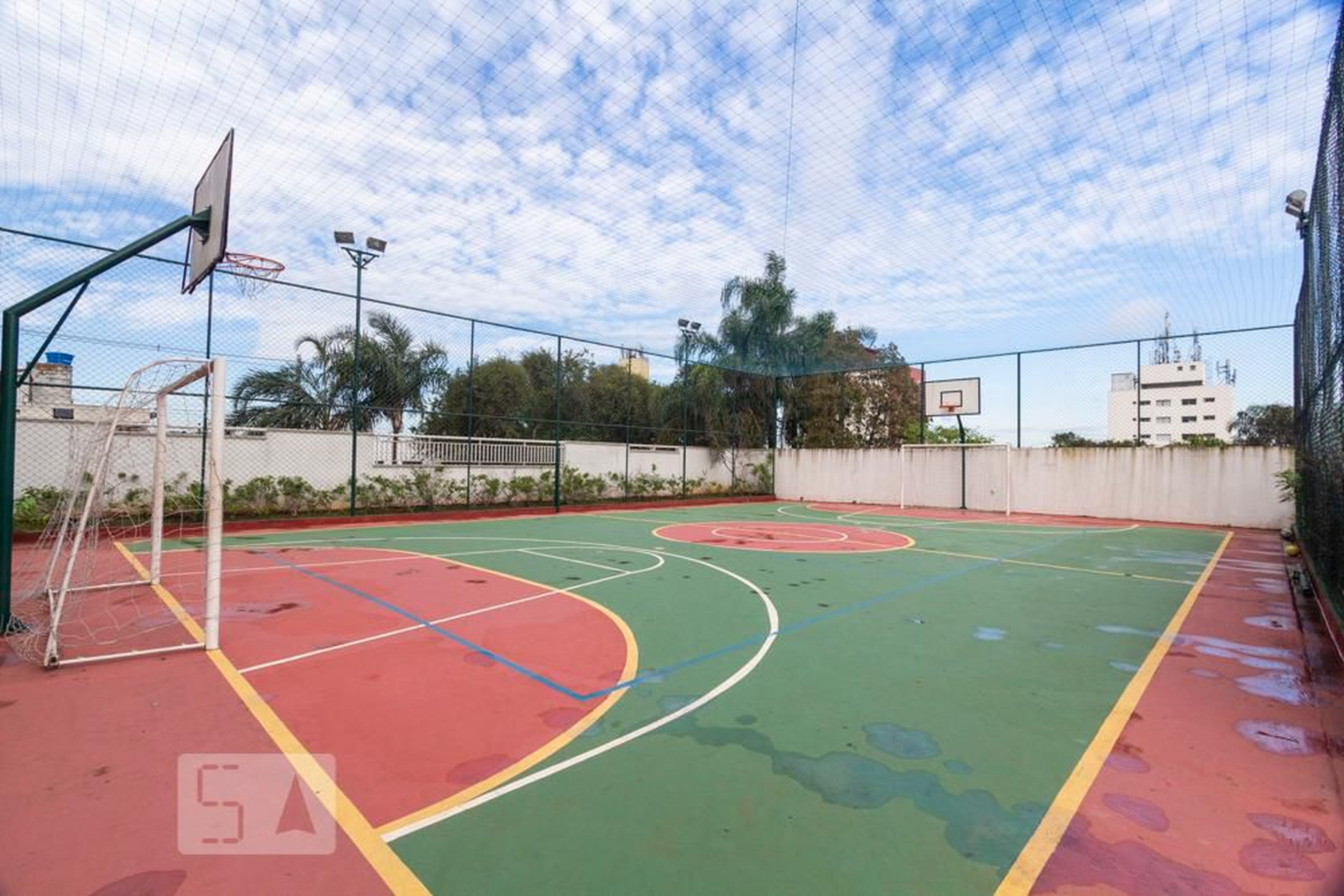 Quadra poliesportiva - Mundo Apto