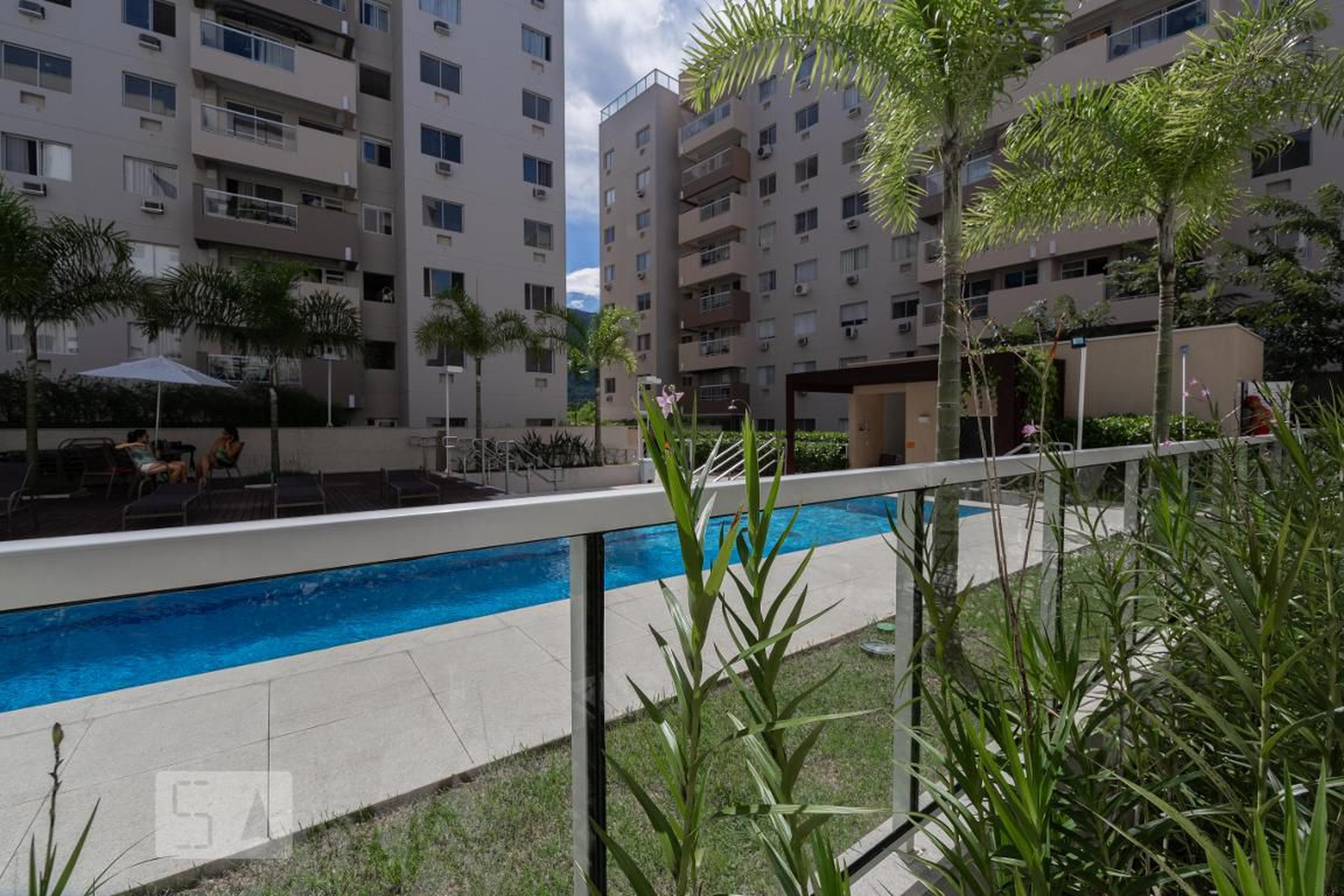 Piscina - Luar do Pontal