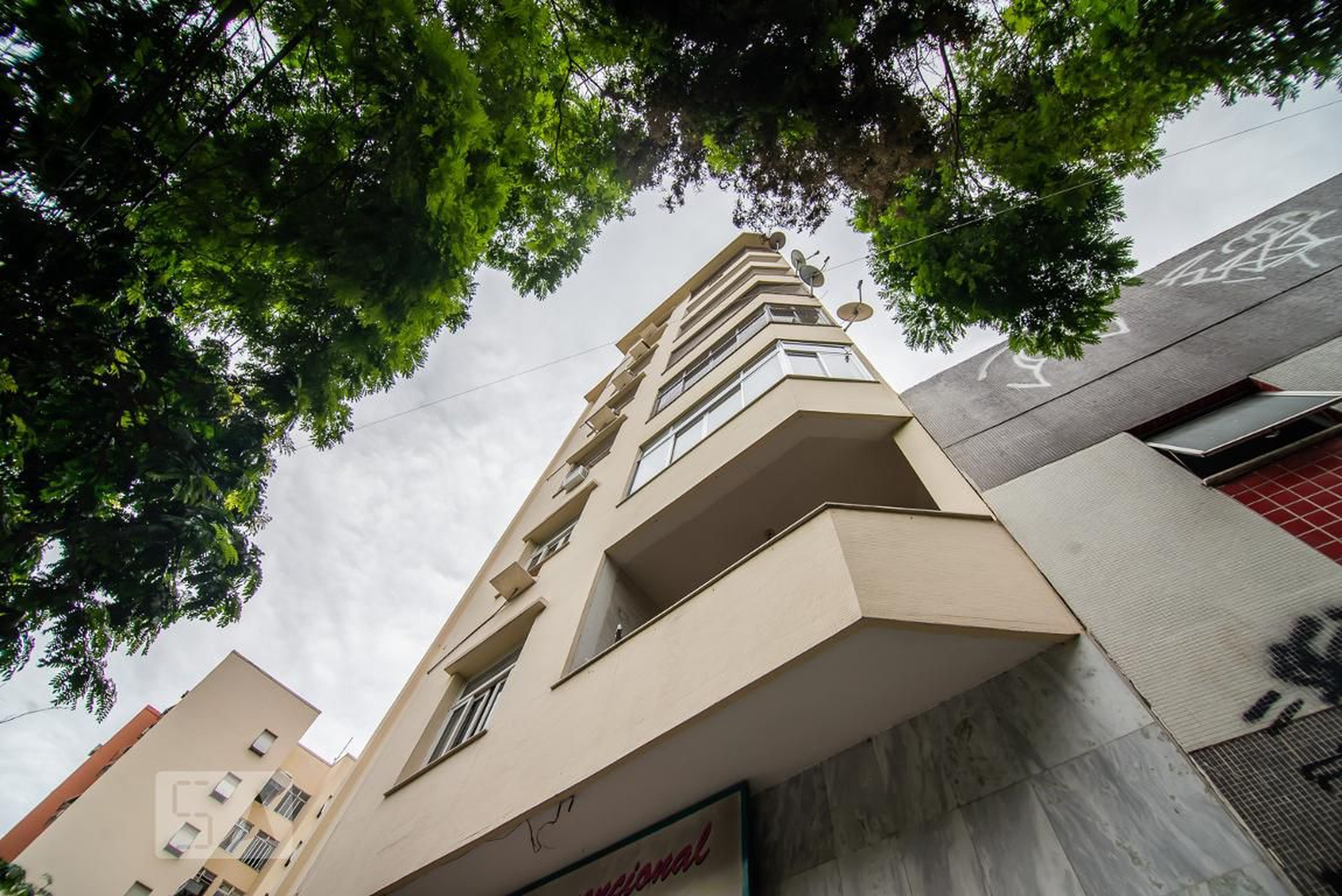 Fachada Condomínio em Rua São Francisco Xavier, 137