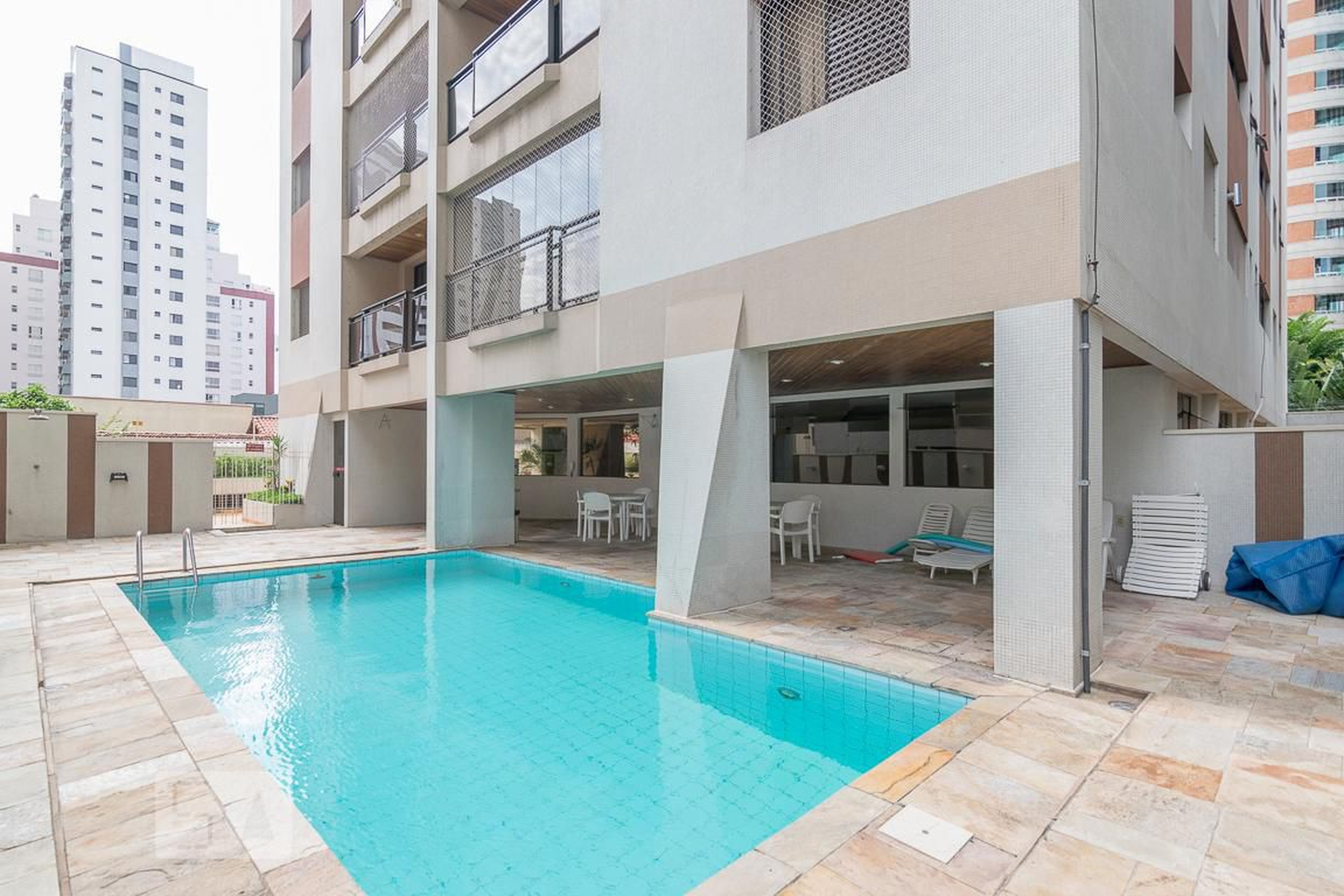 Piscina - Edifício Saint Peter'S Pier