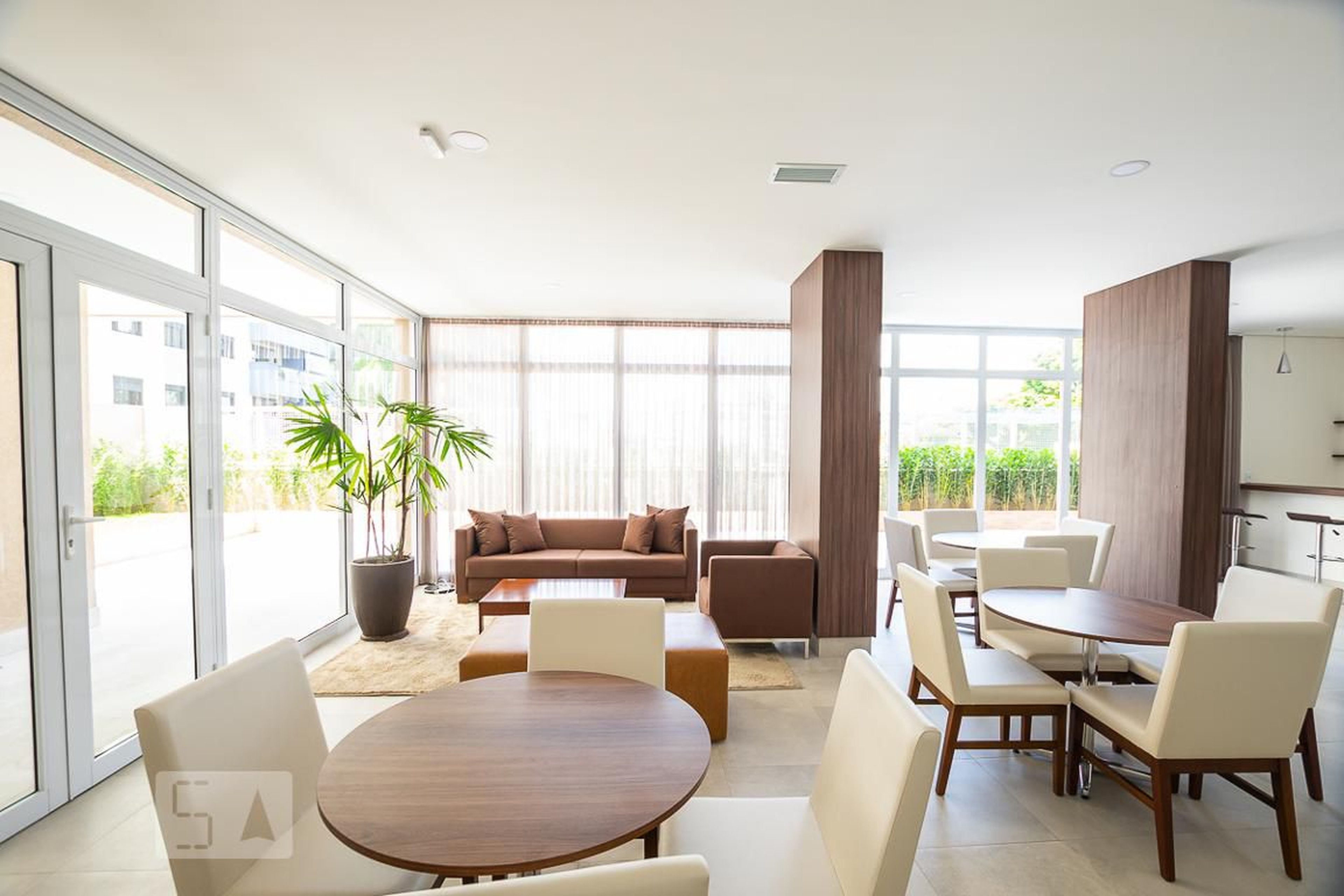 Salão de Festas - Play