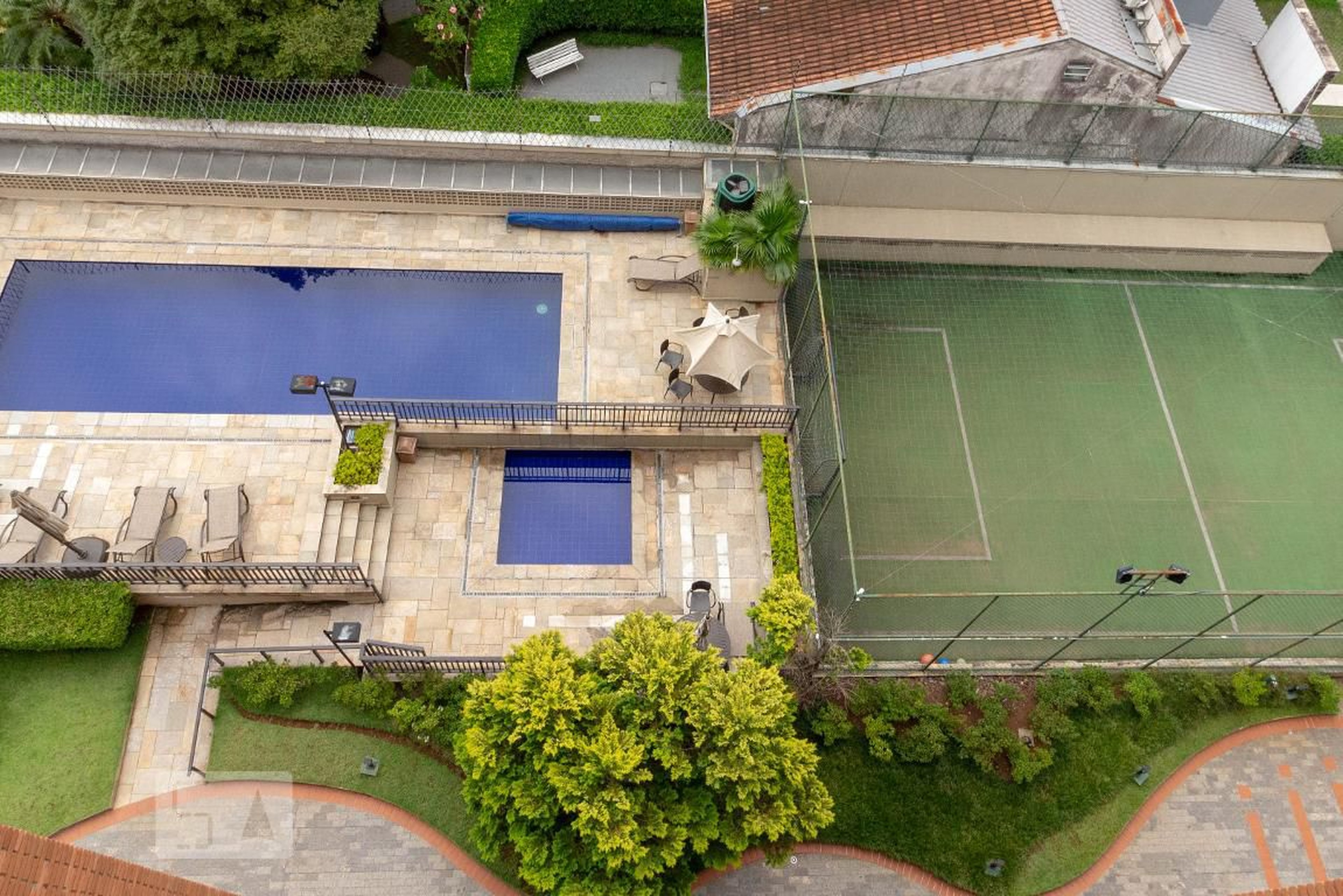 Condomínio - Edifício Maison Monet