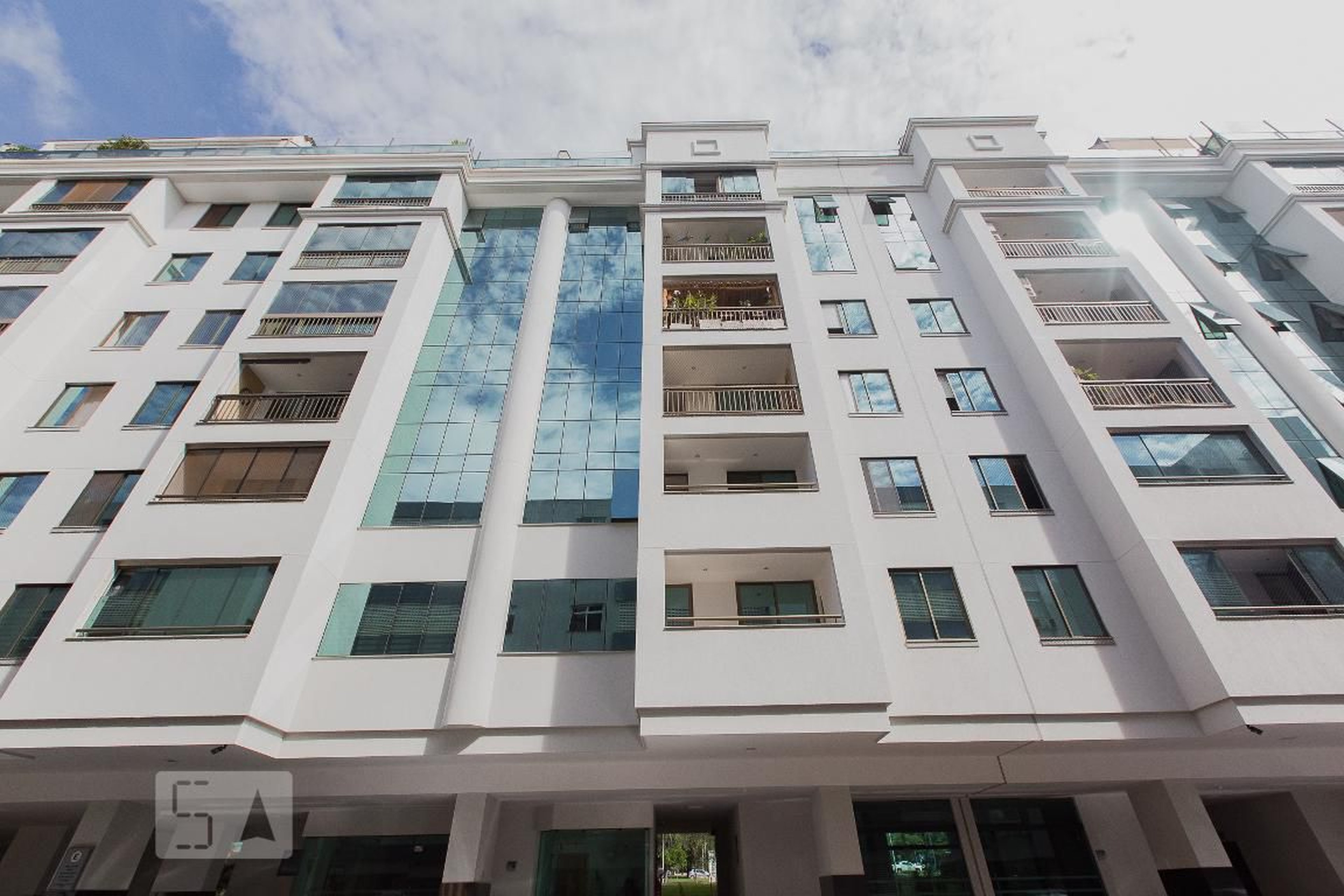 Fachada Condomínio Via montello