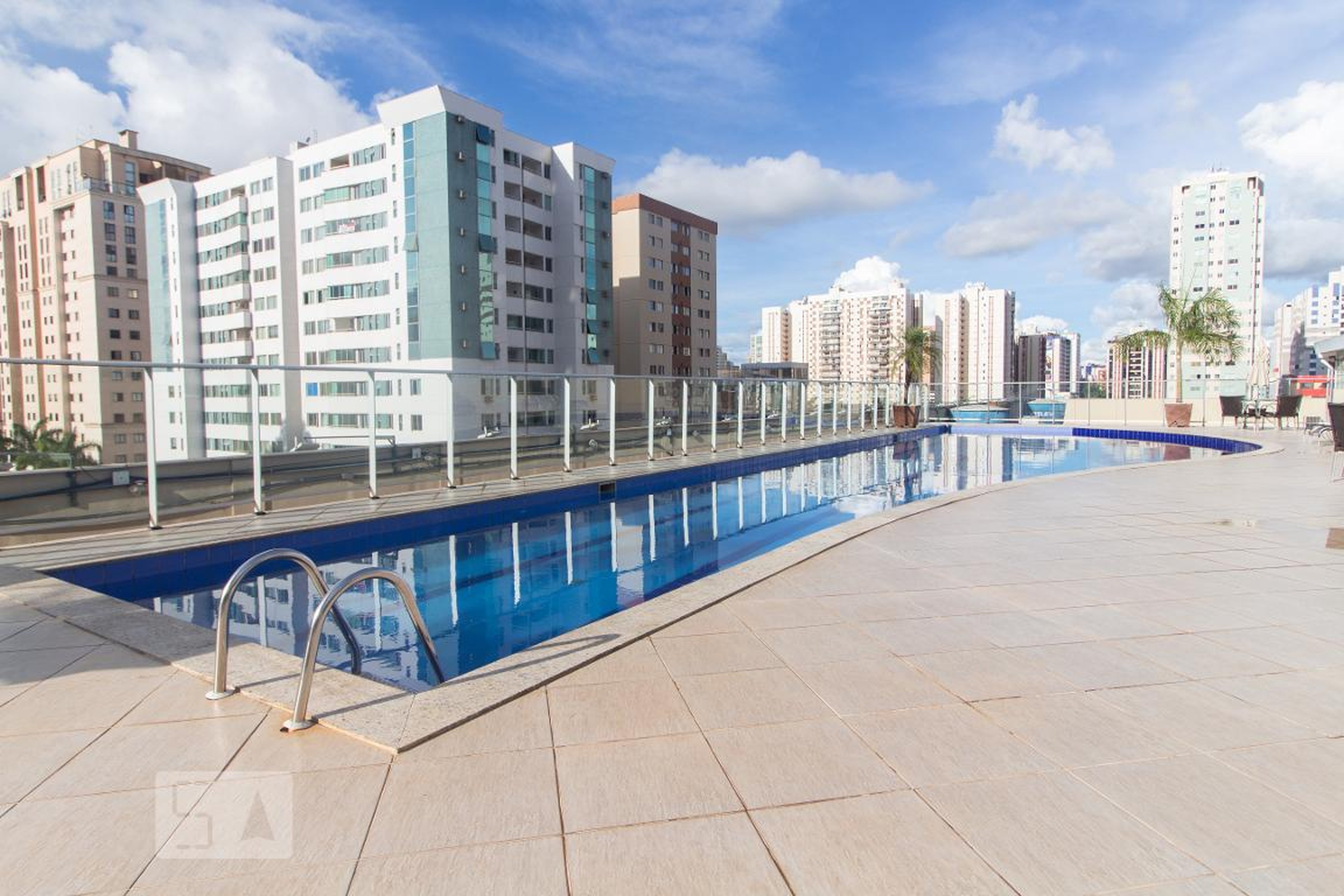 Piscina - Res. Metropole