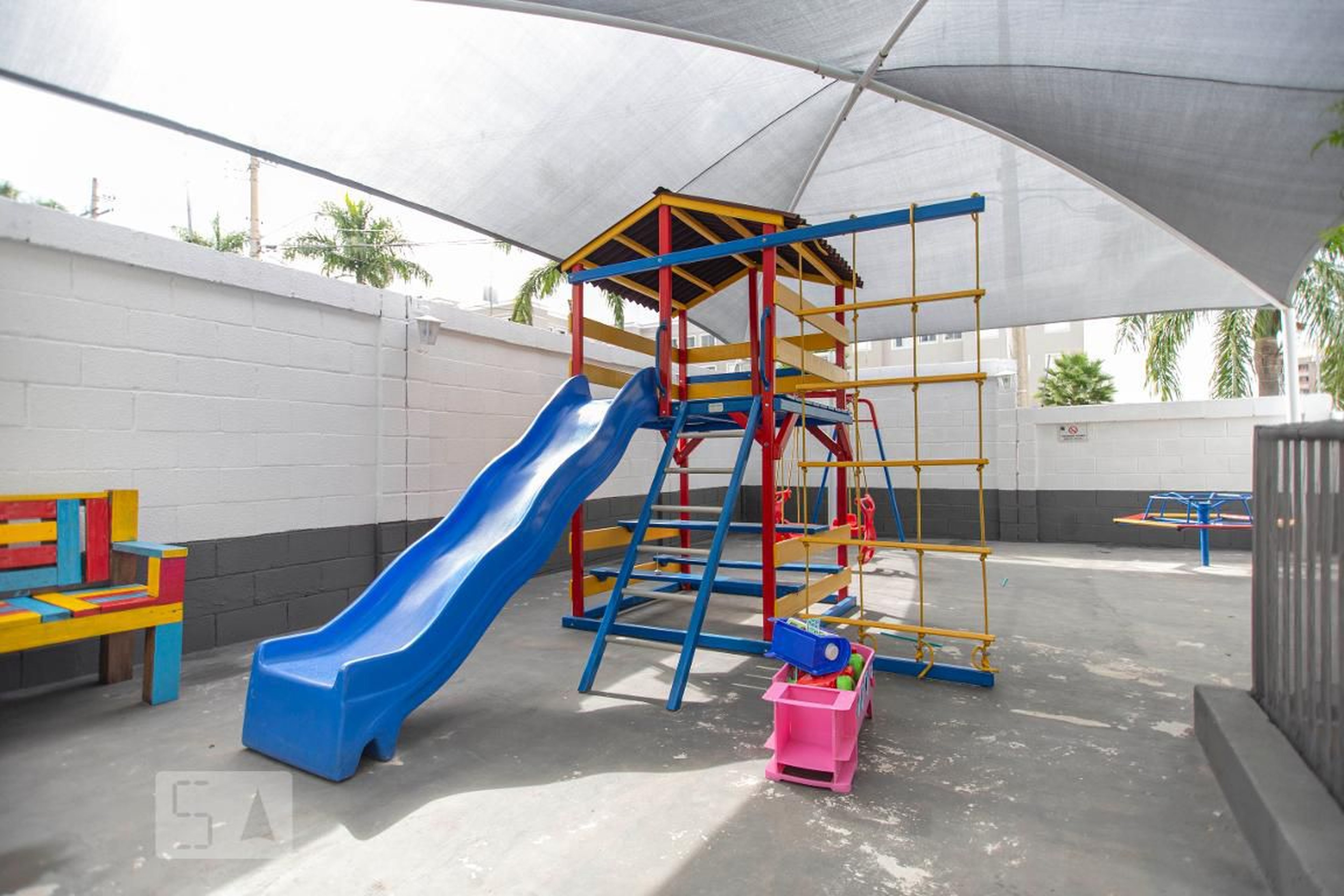 Playground - Residencial Algodoeiro