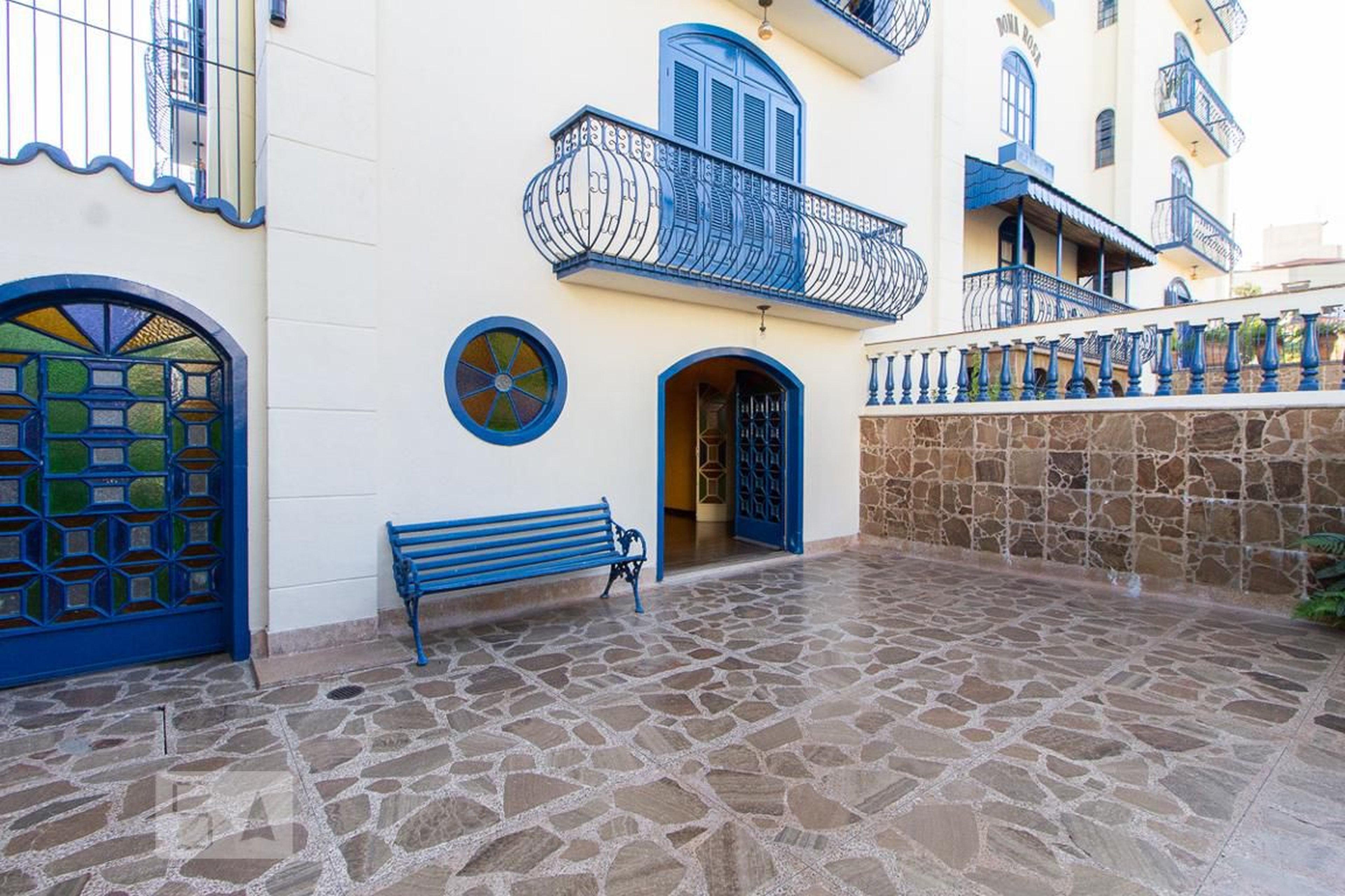 Área Externa - Dona Rosa