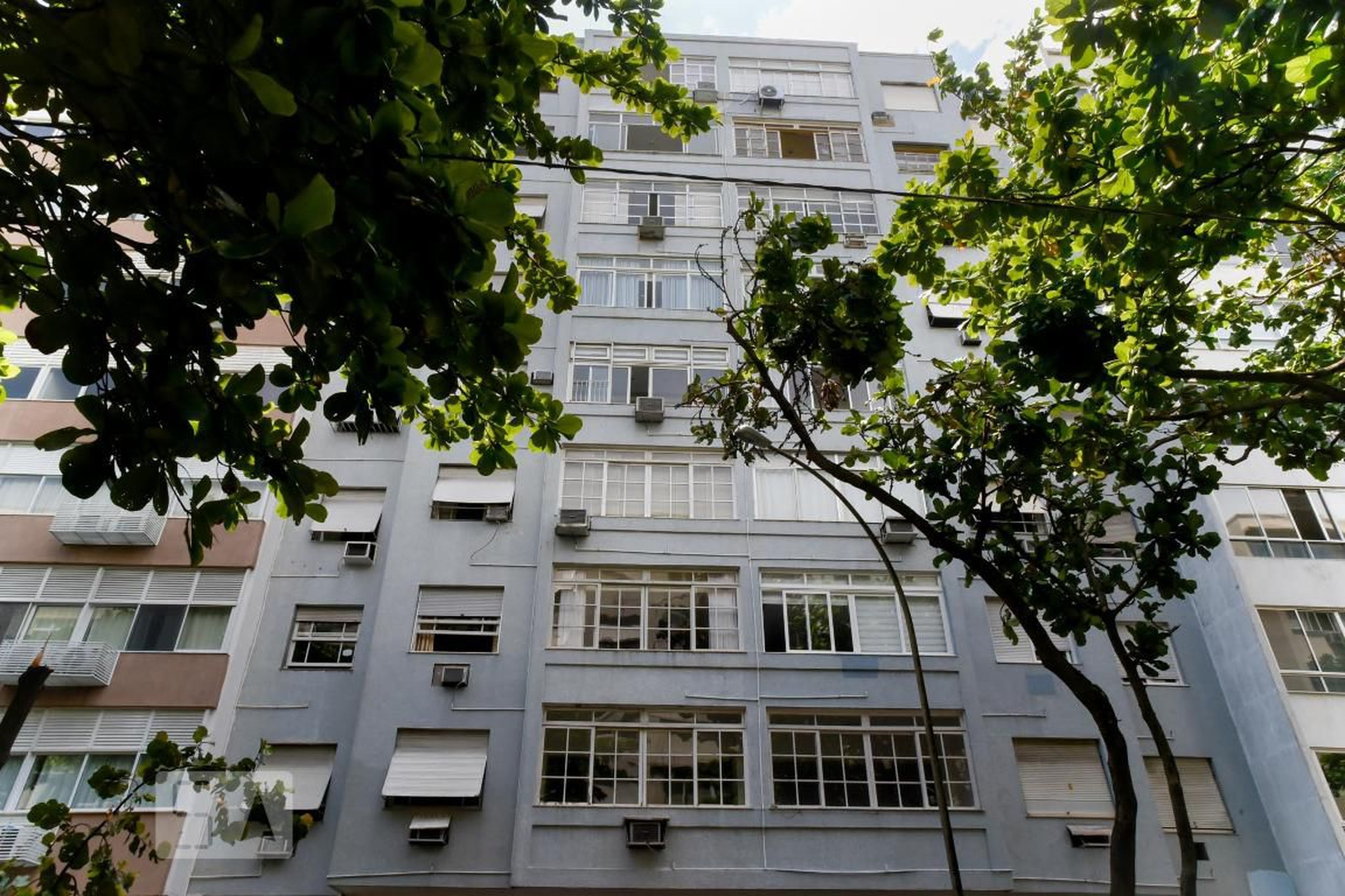 Fachada Condomínio em Rua Joaquim Nabuco, 212