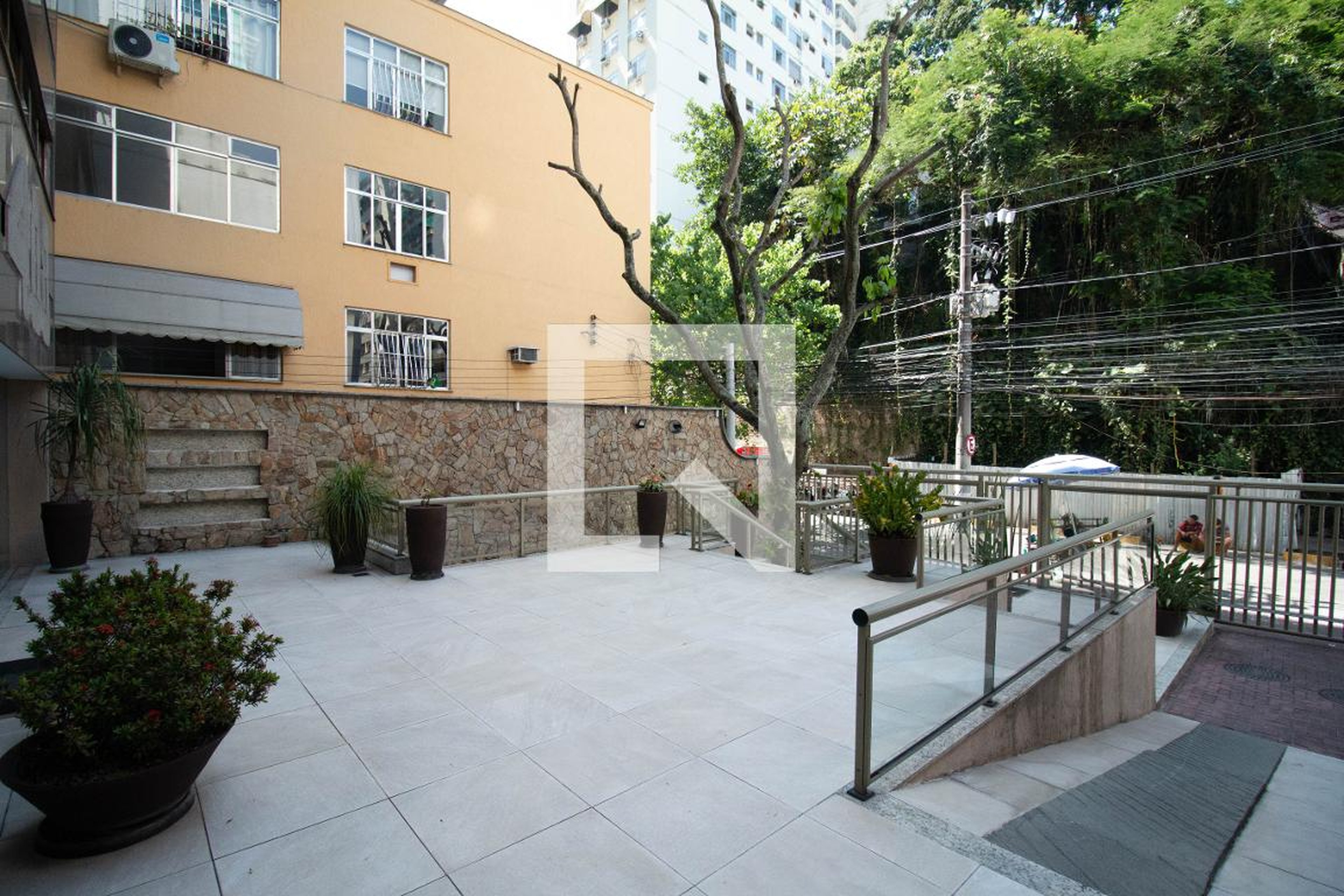 Entrada - Engenheiro Rocha Gonçalves