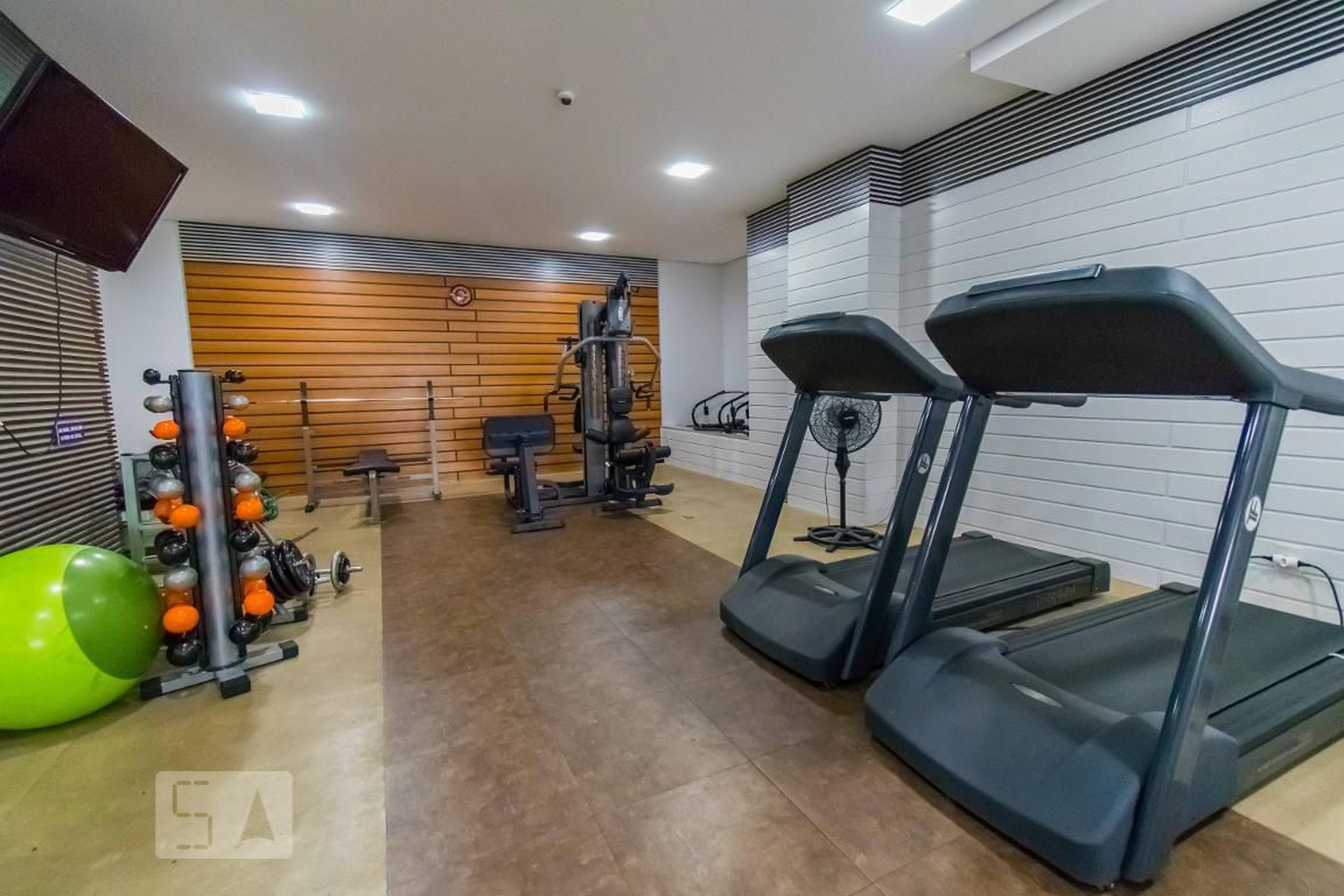 Academia Condomínio Saint Martin