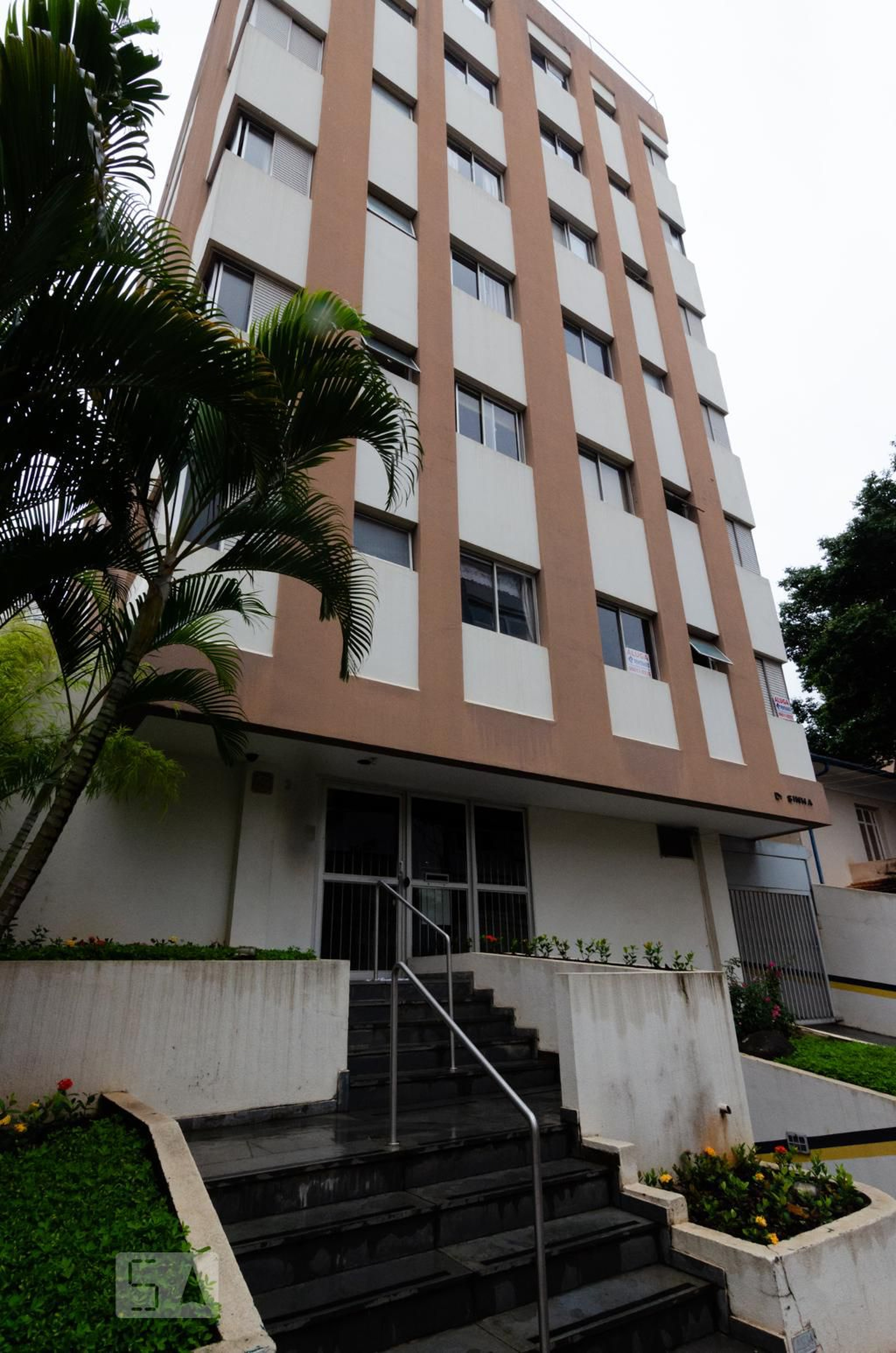 Fachada do prédio Condomínio Dona Sinhá