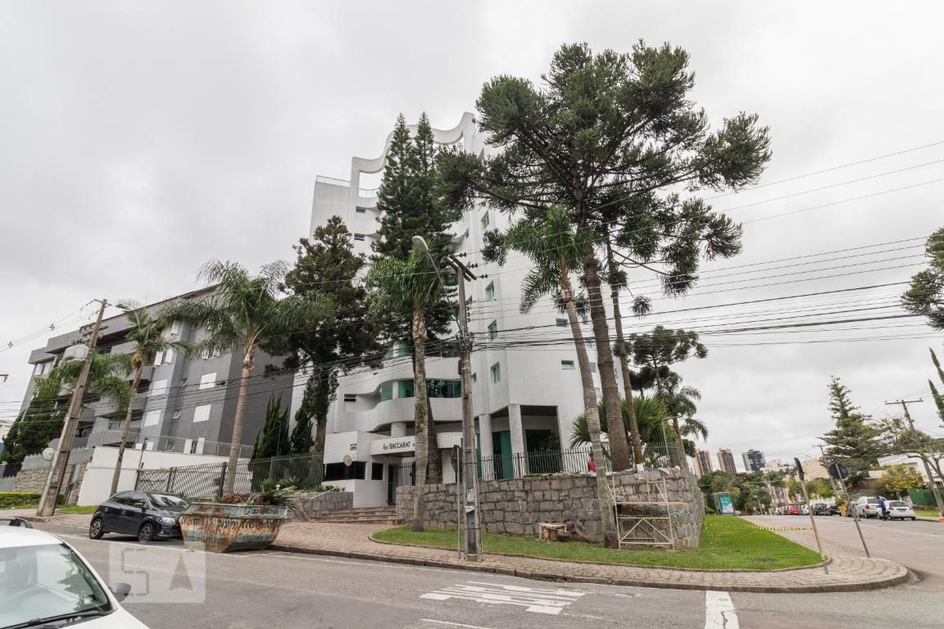 Fachada Condomínio em Rua São Pedro, 637