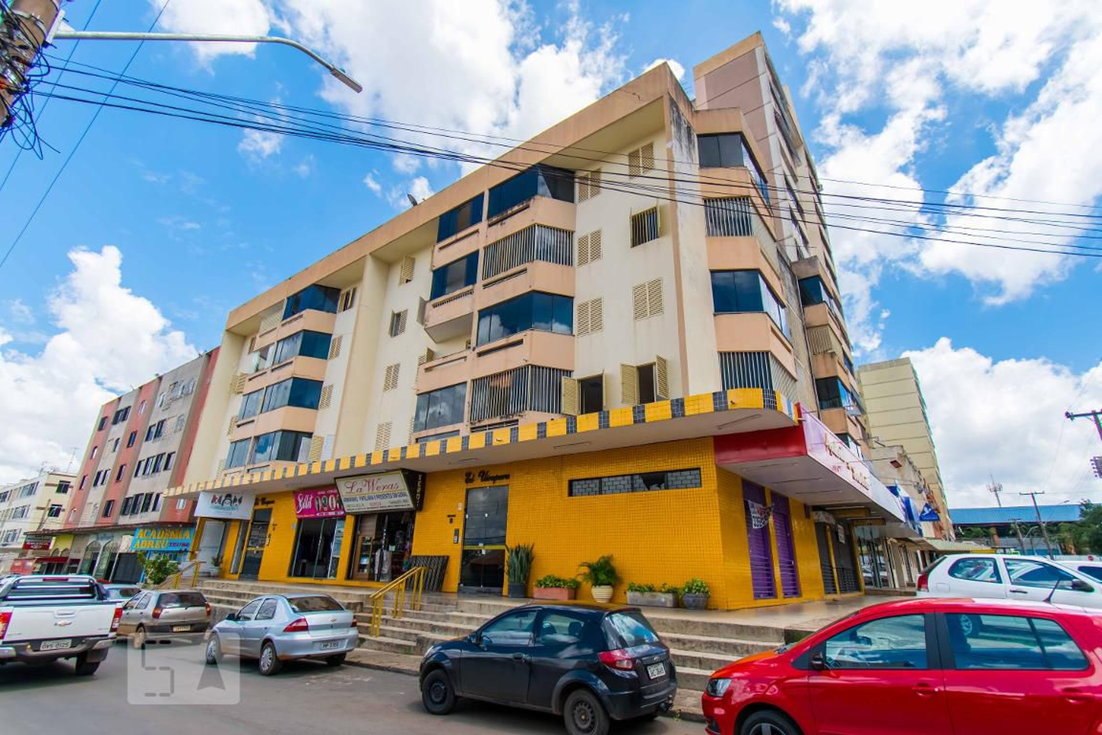 Fachada Residencial Uirapuru