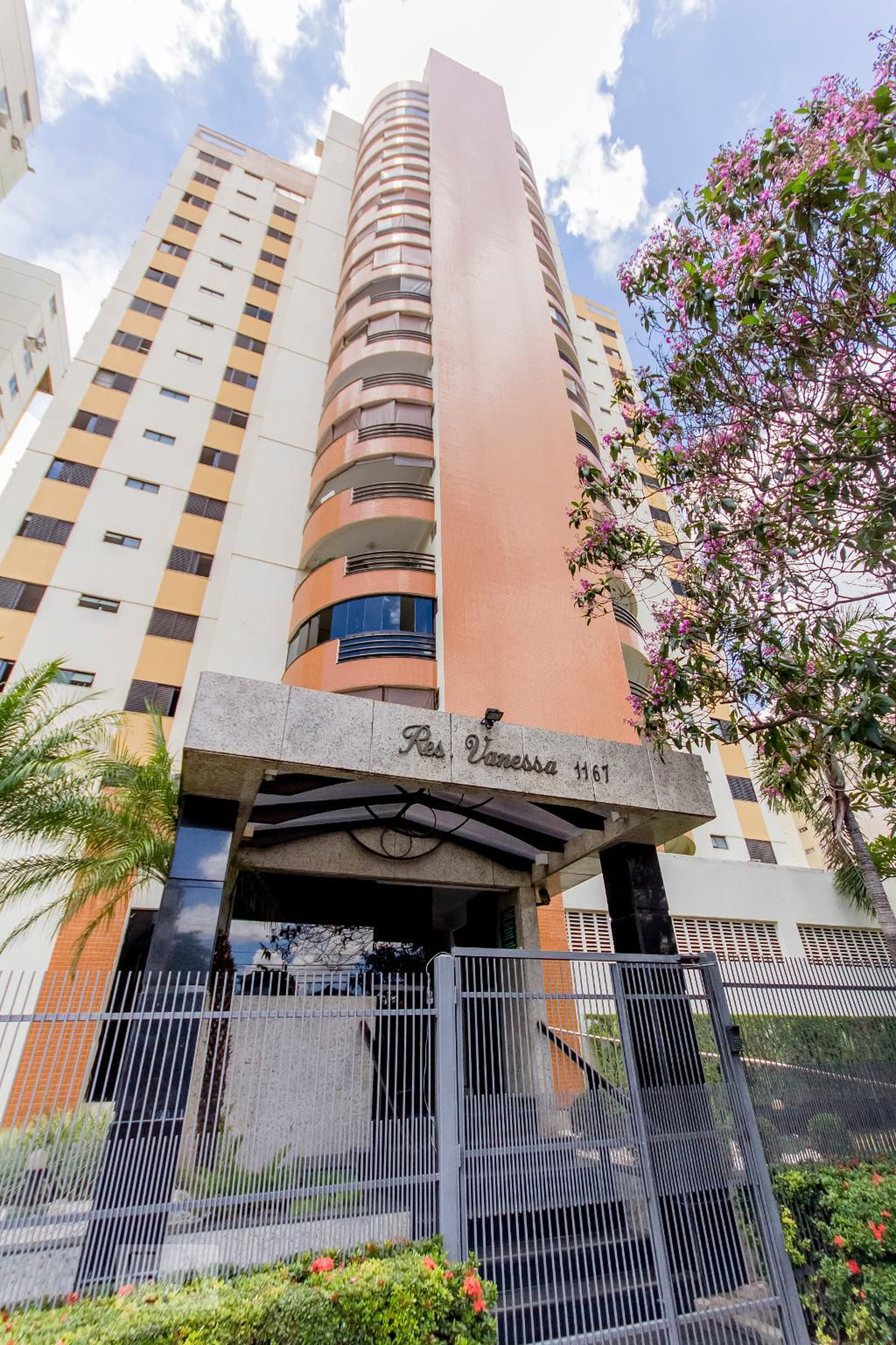 Fachada Residencial Vanessa