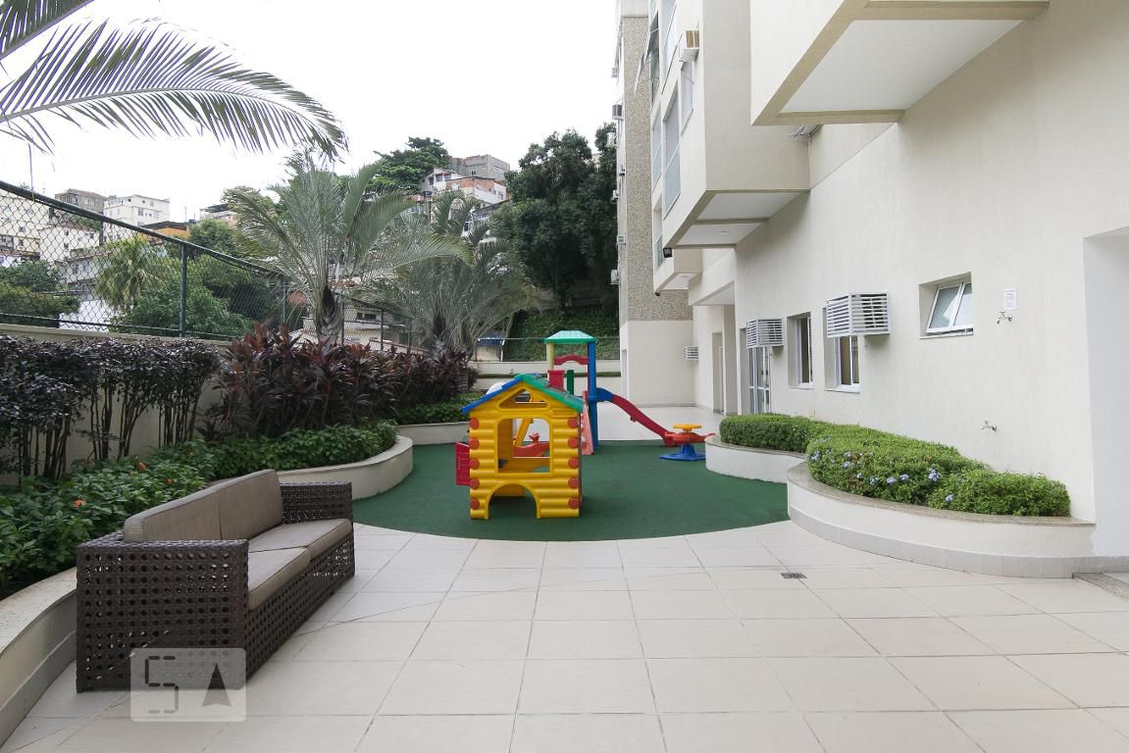 Playground - de Bragança