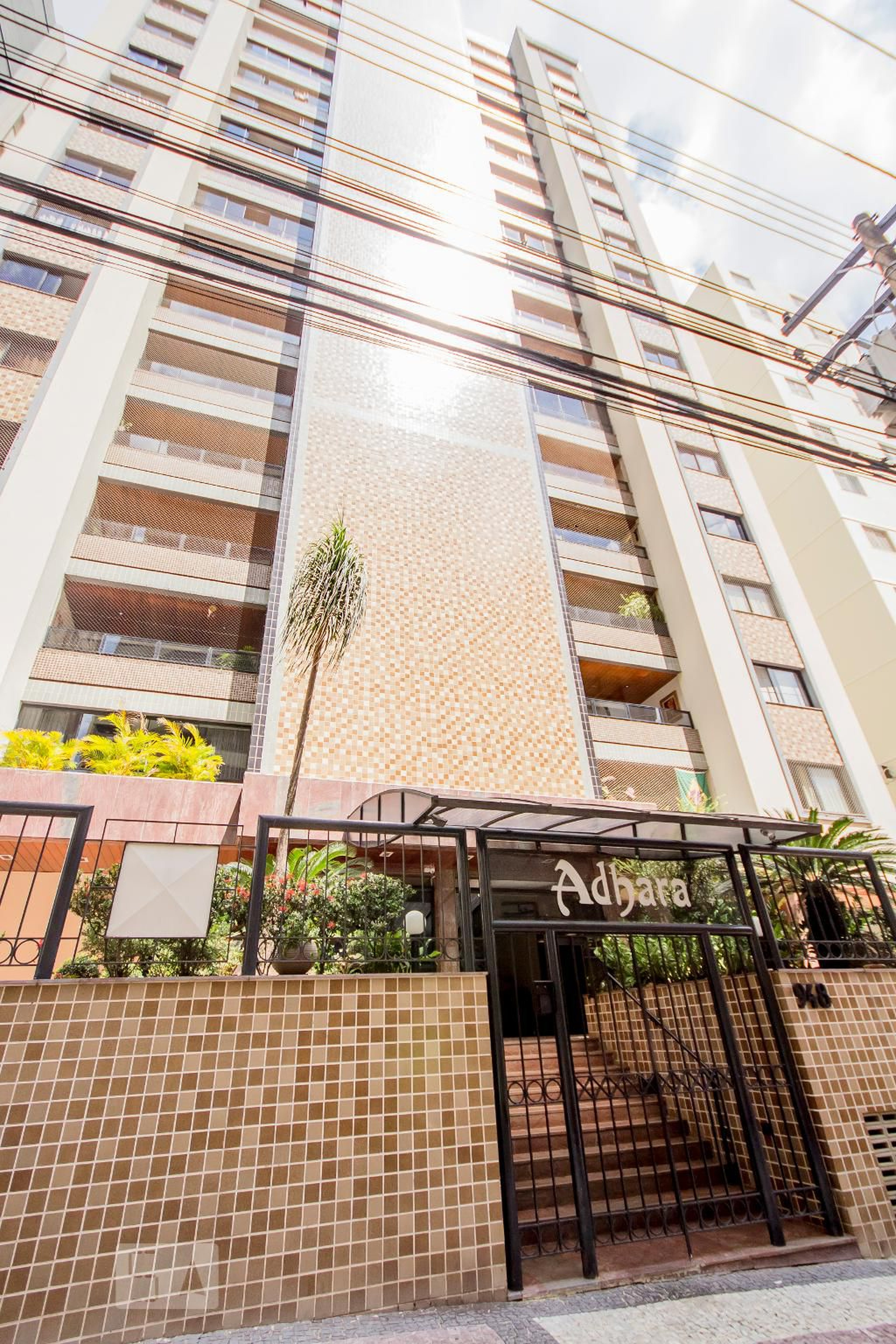 Fachada Condomínio em Rua T-38, 948