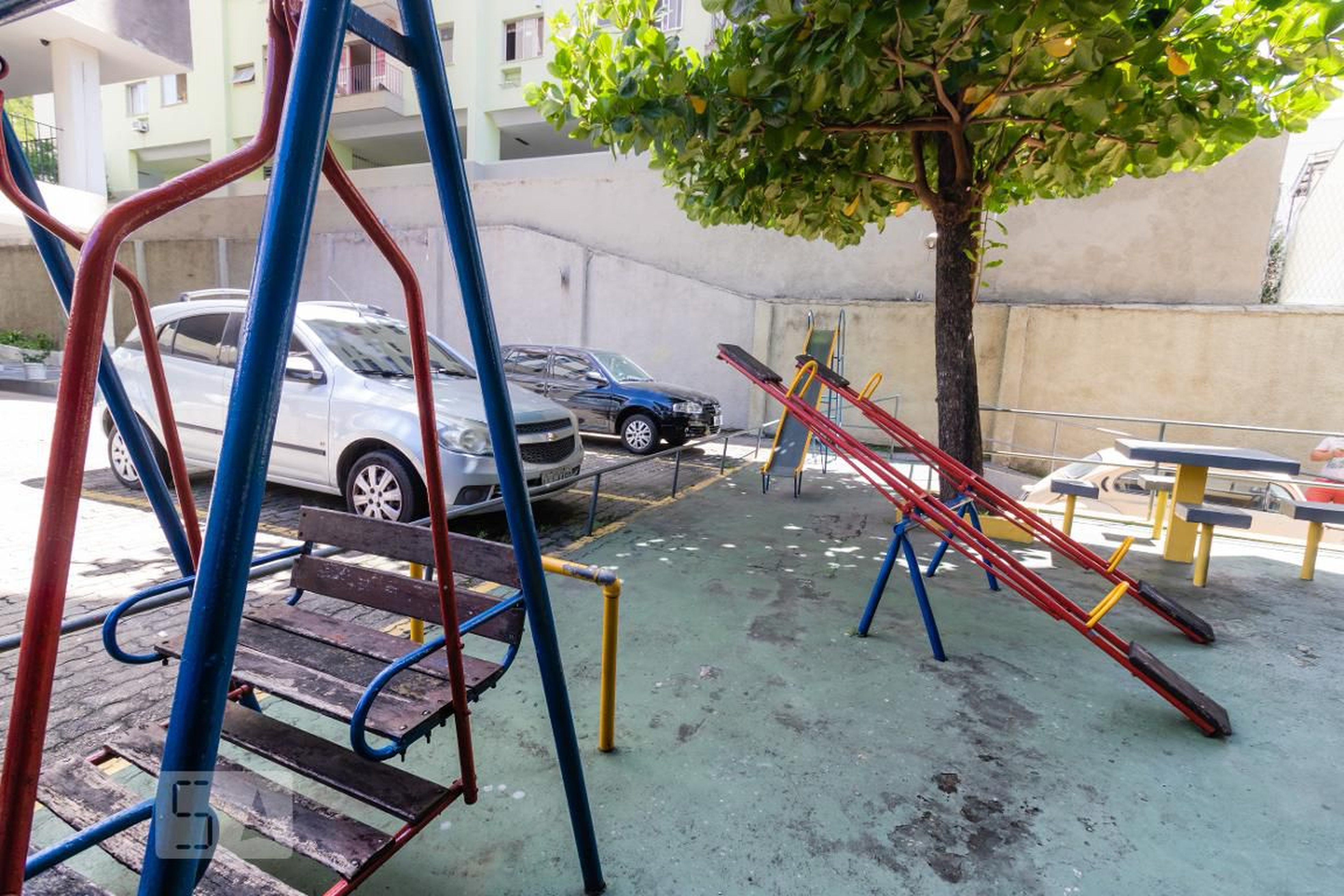 Parquinho - Hécio Affonso