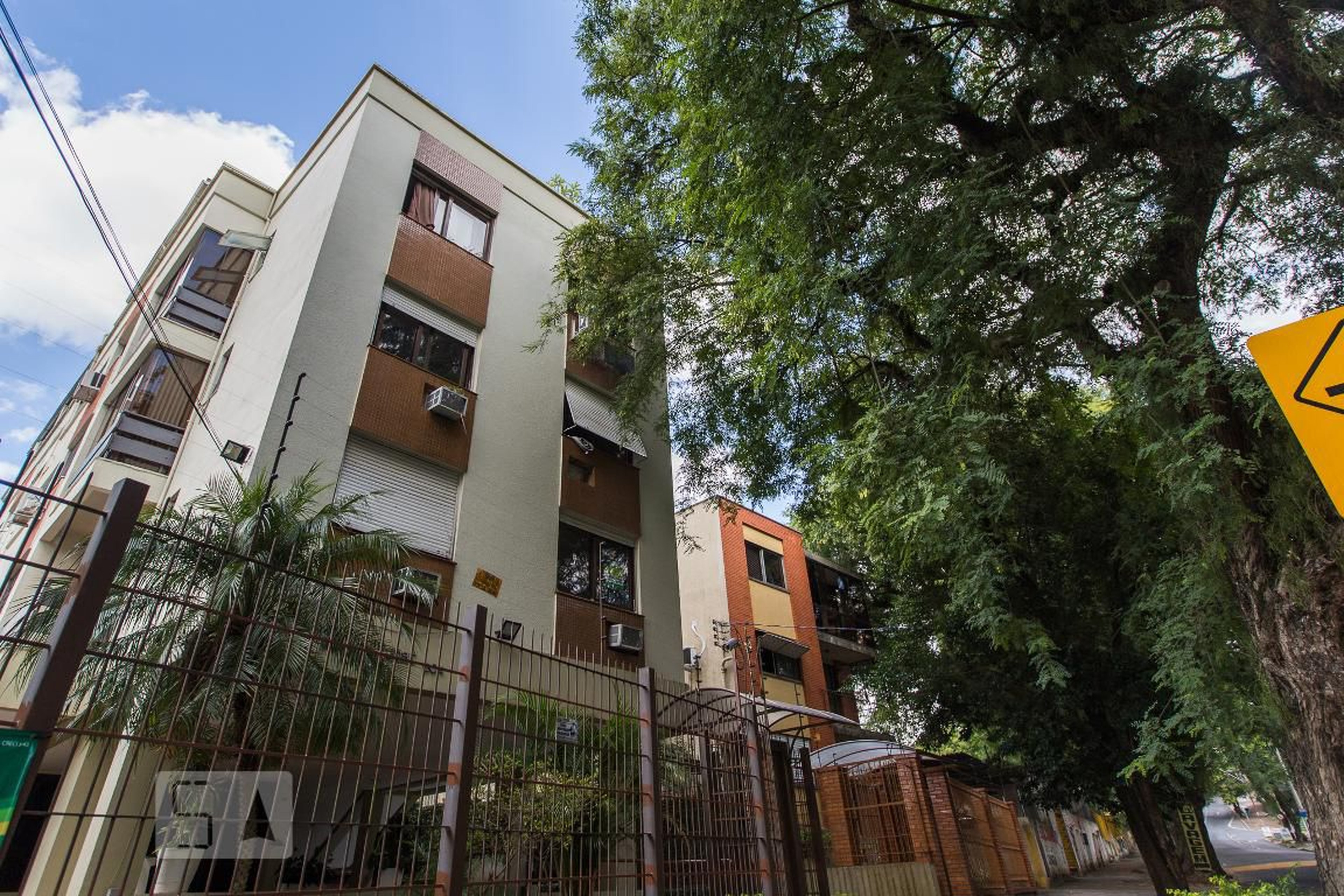 Fachada Condomínio Seu José