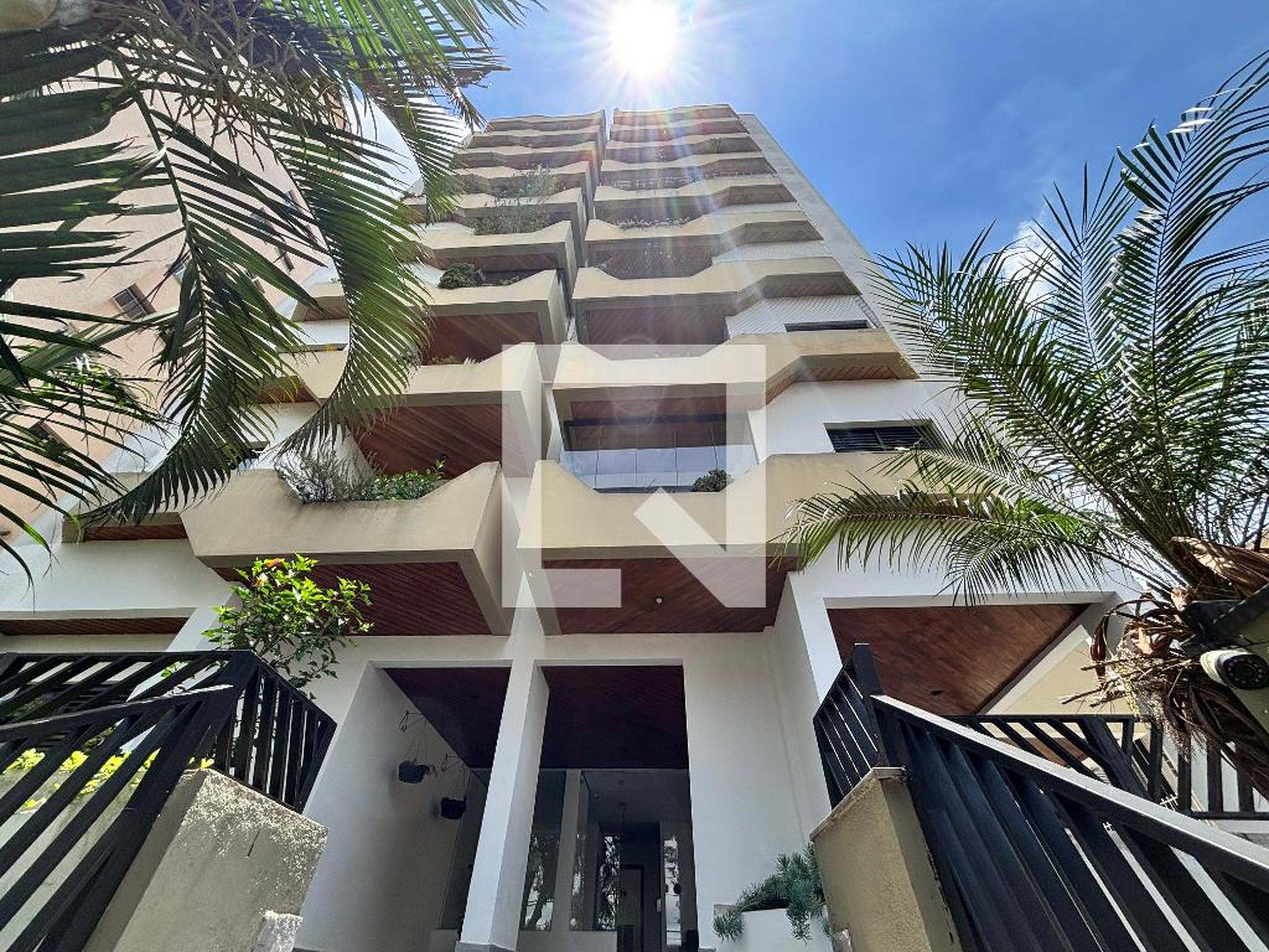 Fachada Residencial Salvador Dali