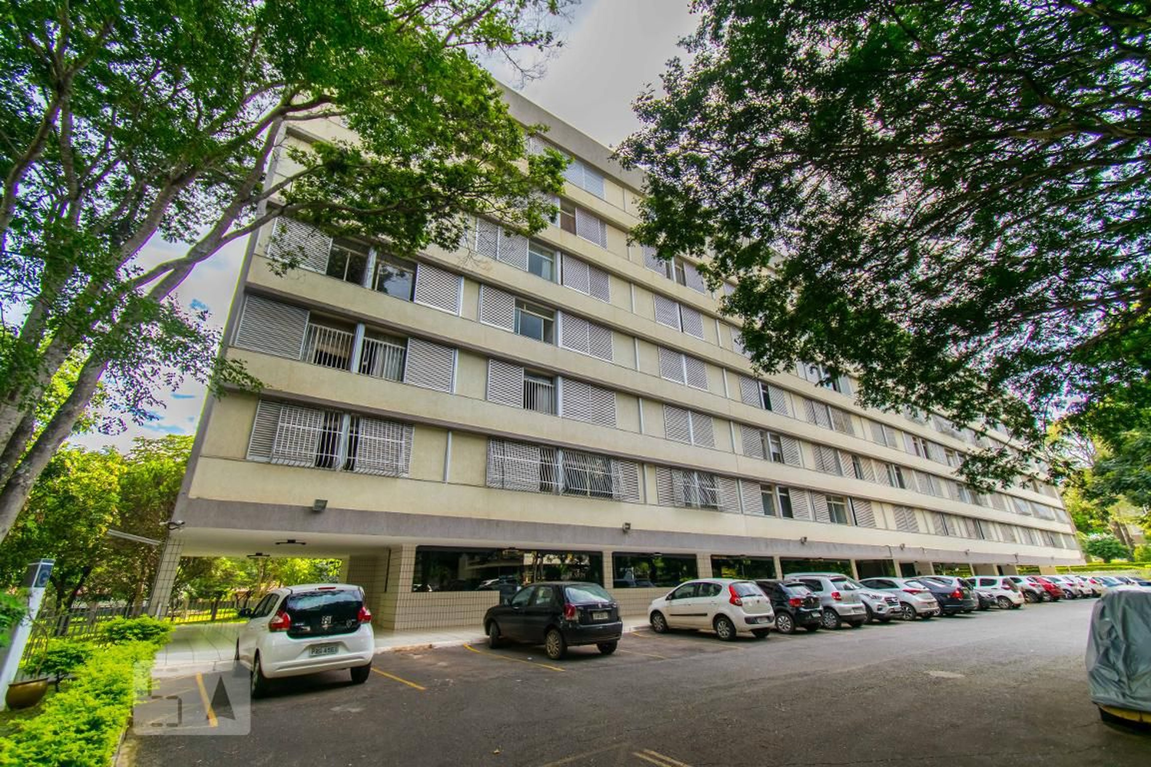 Fachada Condomínio em Superquadra Sul Sqs 210 Bloco G Apto 102, 102