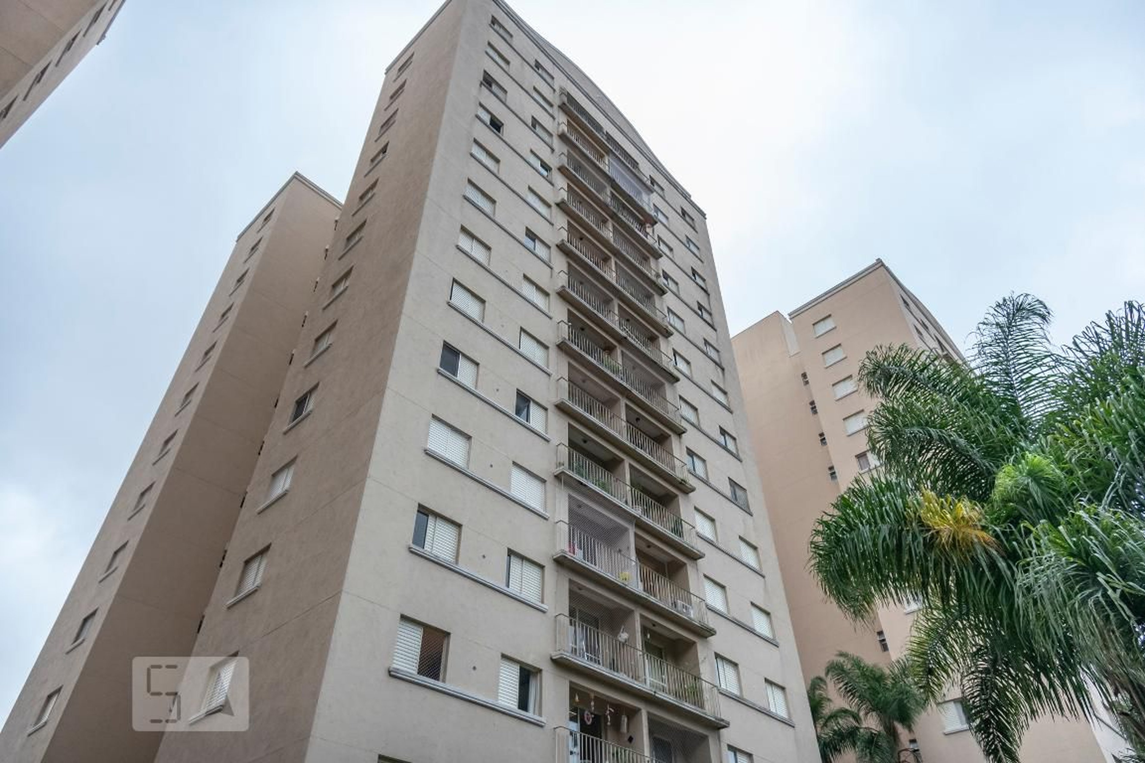 Fachada do prédio Condomínio em Rua do Símbolo, 11