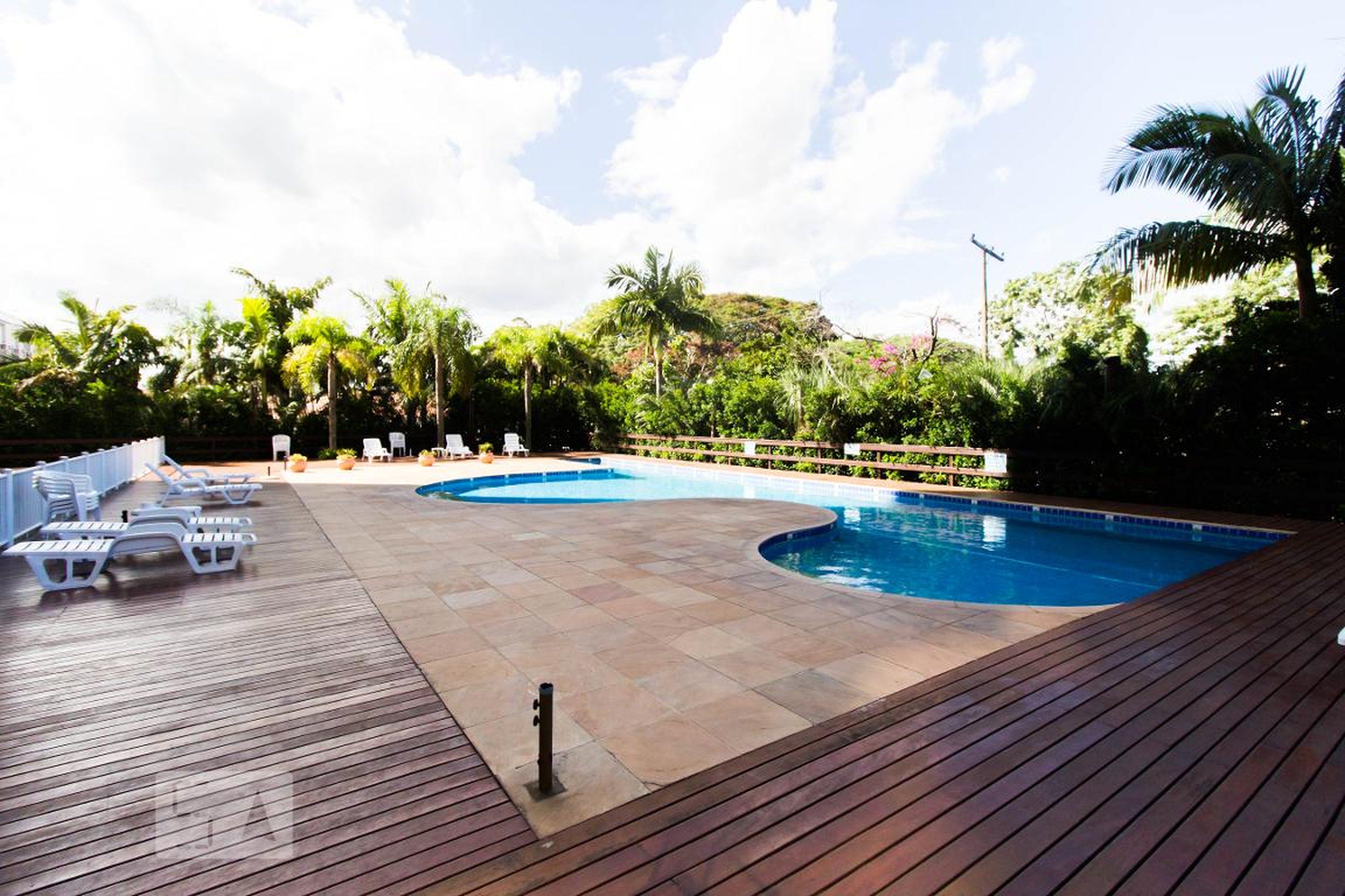 Piscina - Solarium Park Lindóia