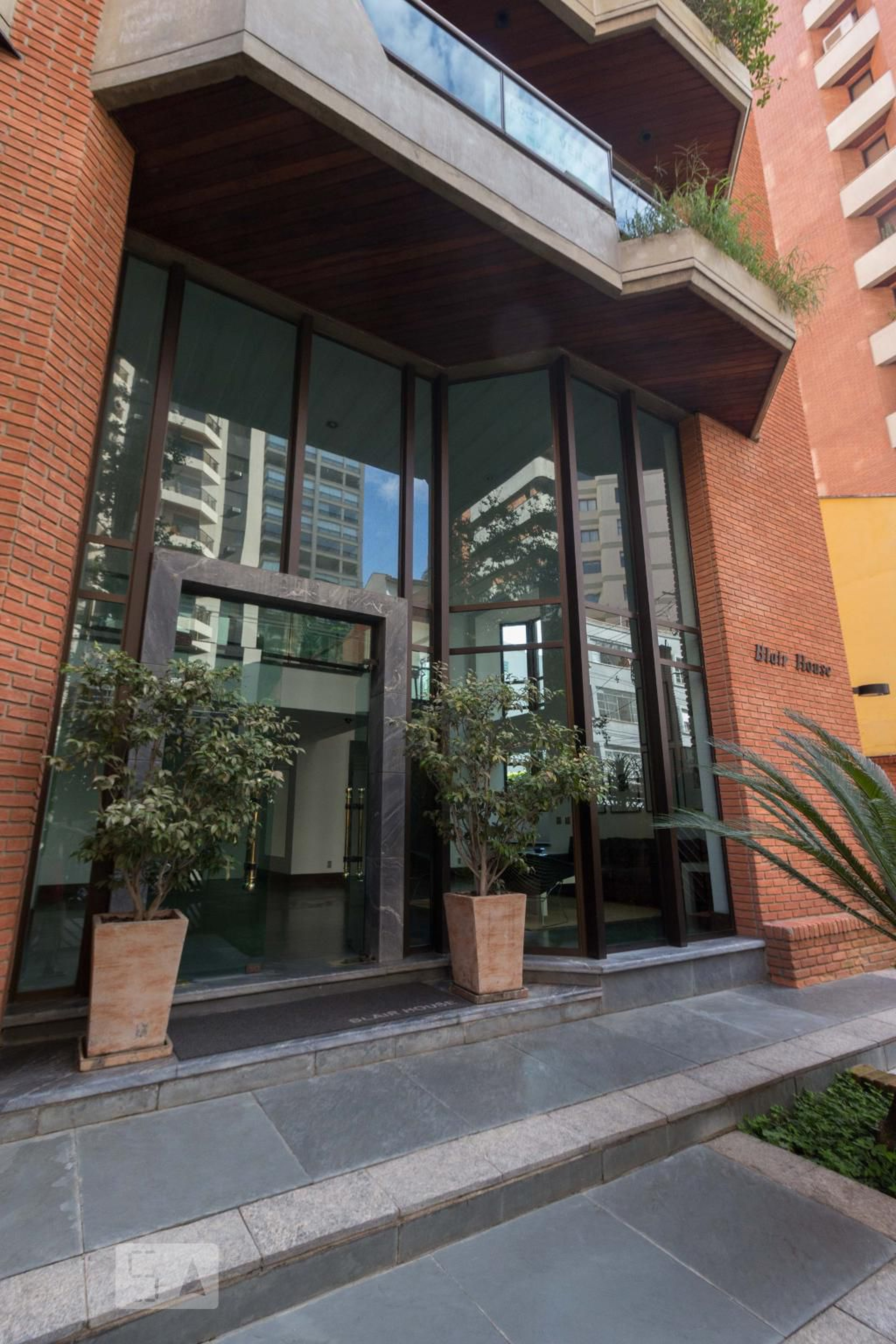 Fachada Condomínio Blair House