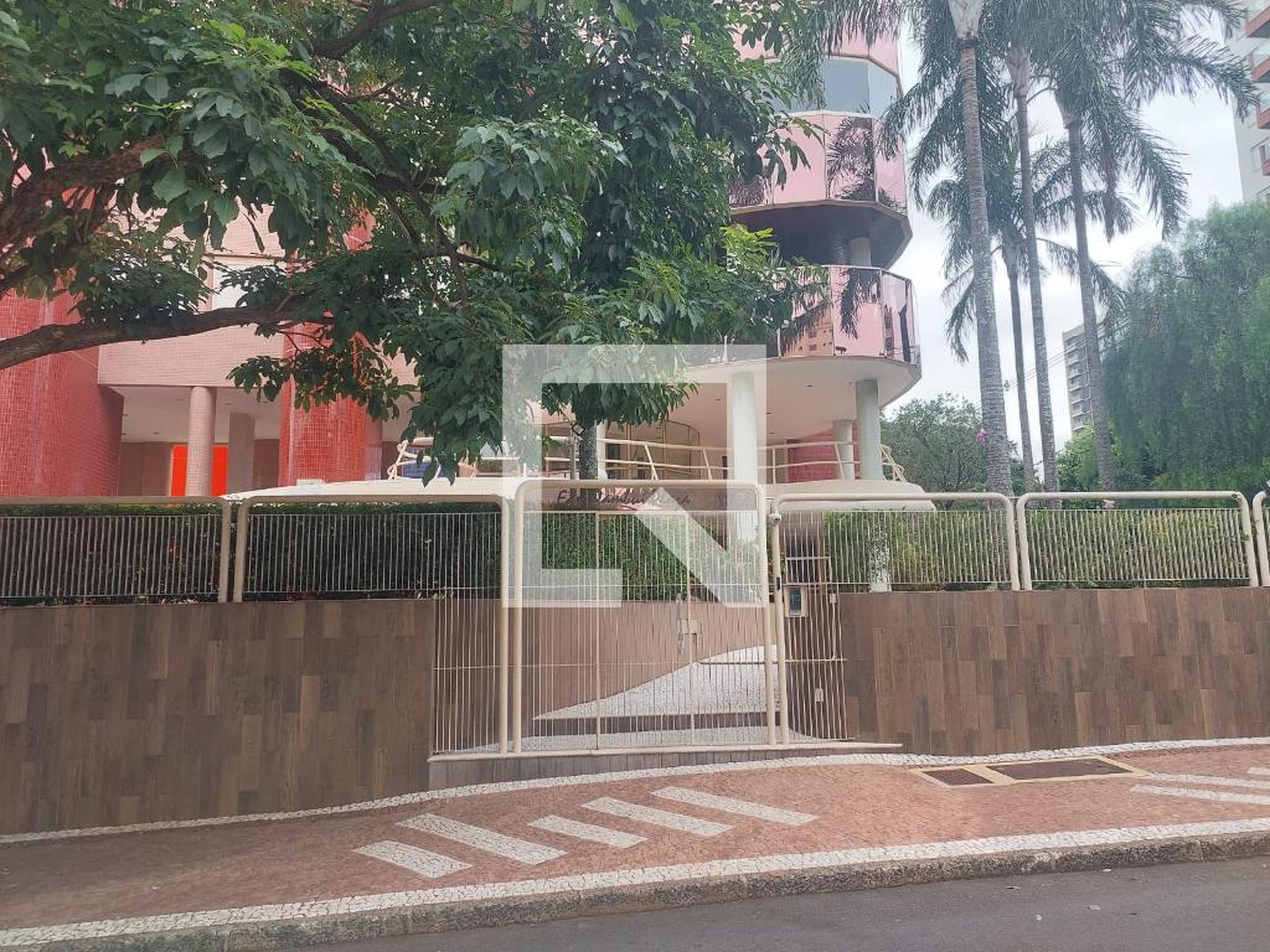 Fachada Condomínio Cambui Plaza