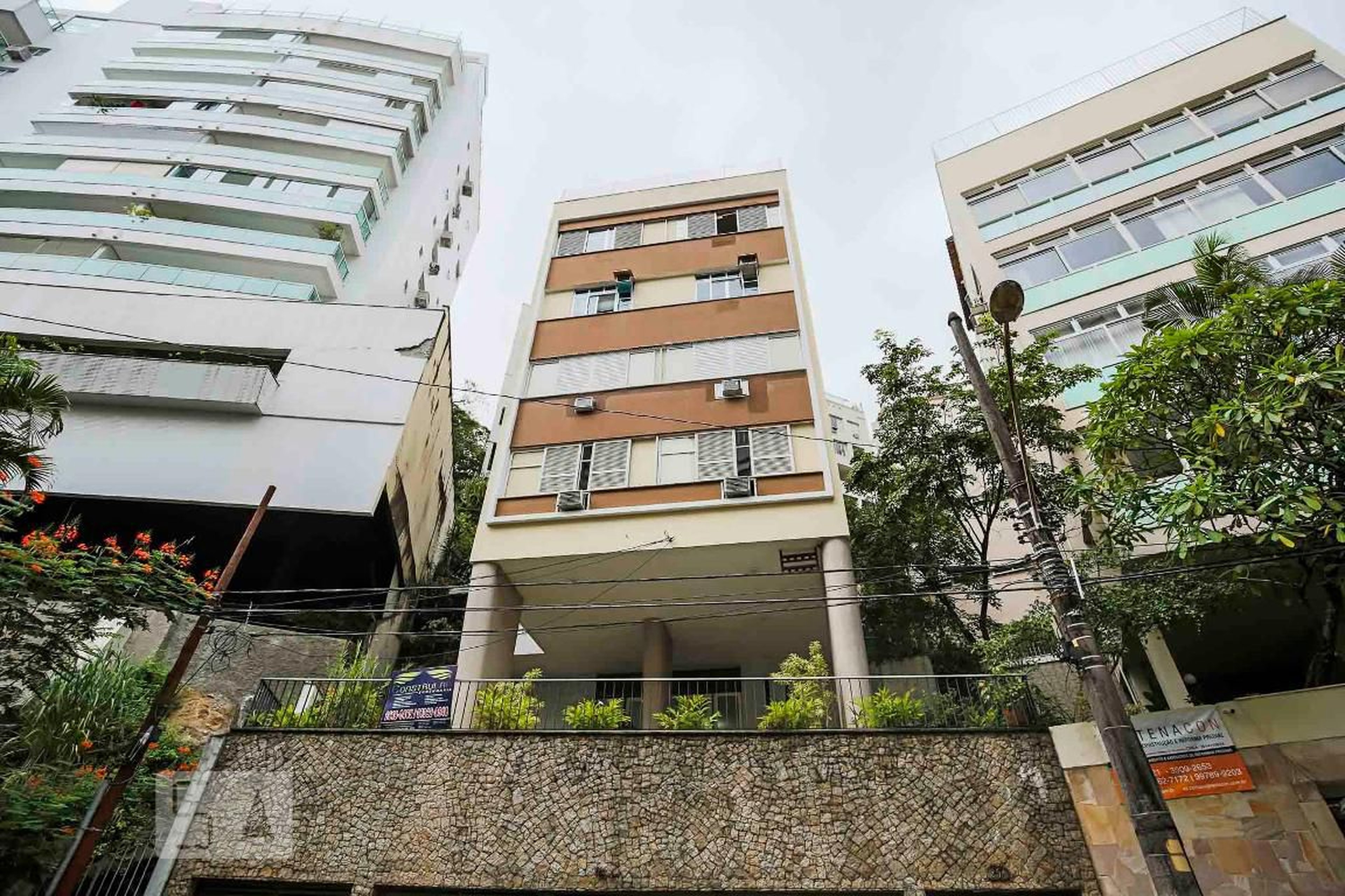 Fachada do Prédio Condomínio Frida