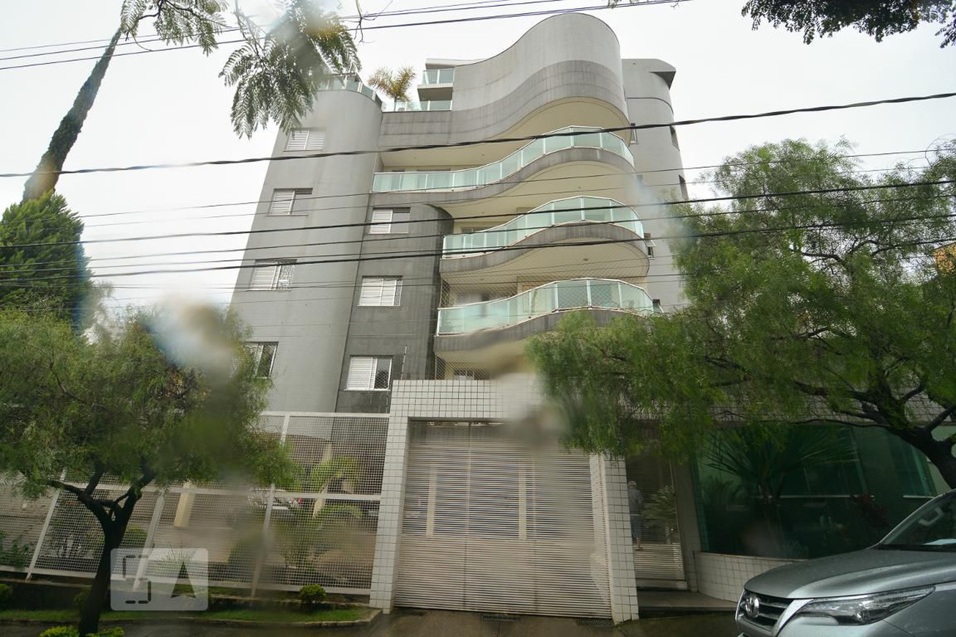 Fachada Condomínio em Rua Arrudas, 346