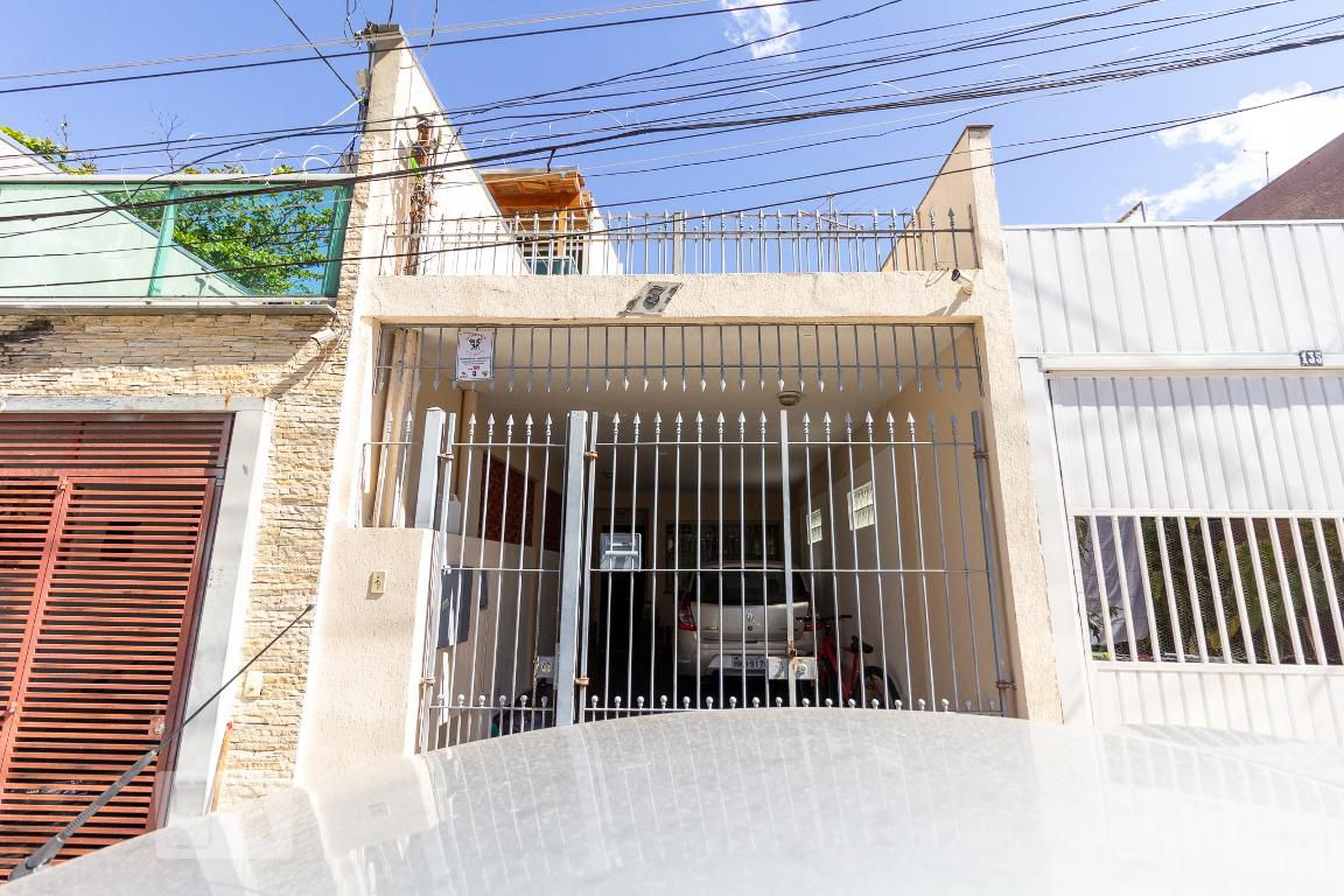 Fachada Condomínio Residência do Sr. Carlos