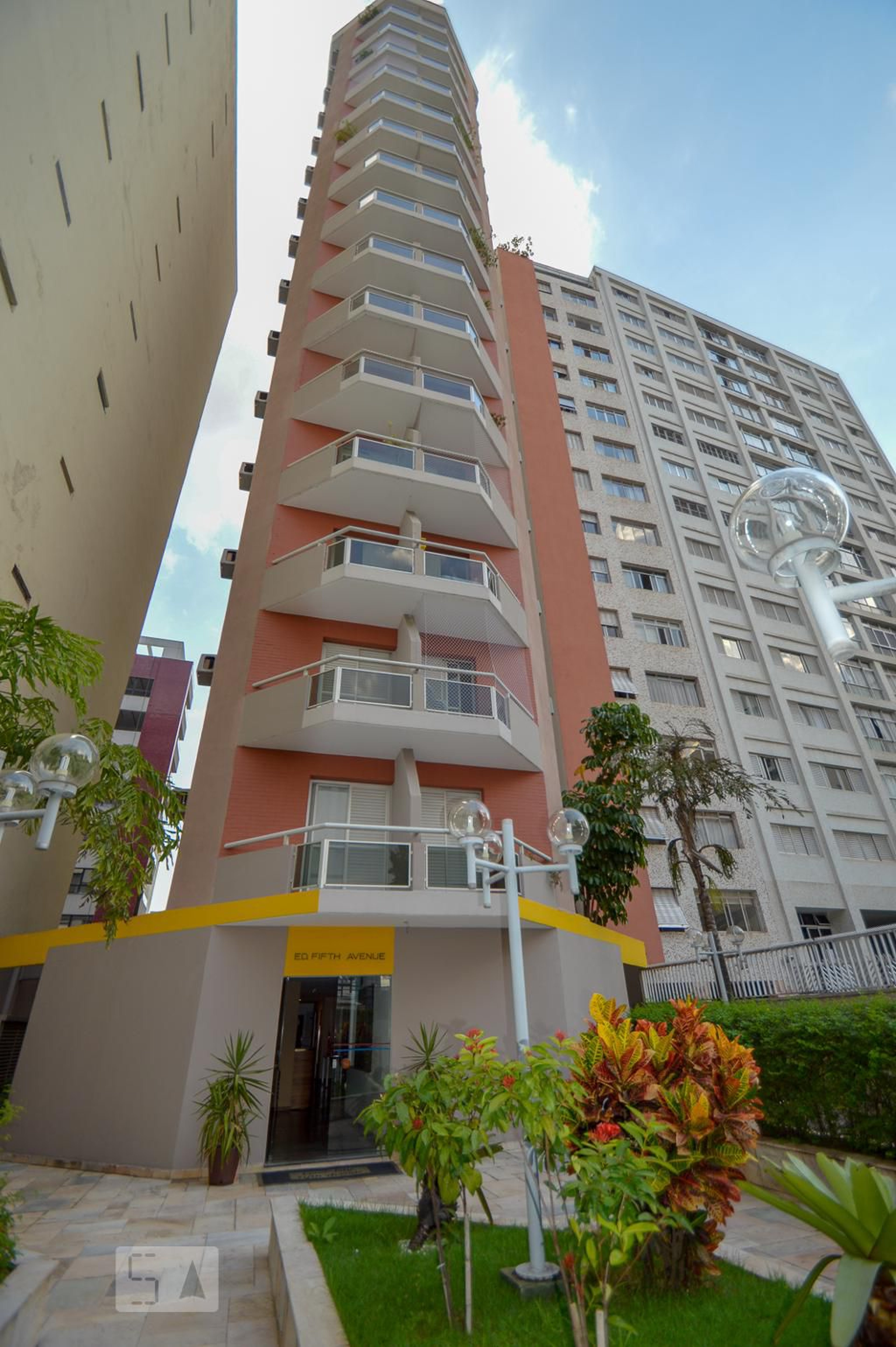 Fachada do Condominio Condomínio Fifth Avenue