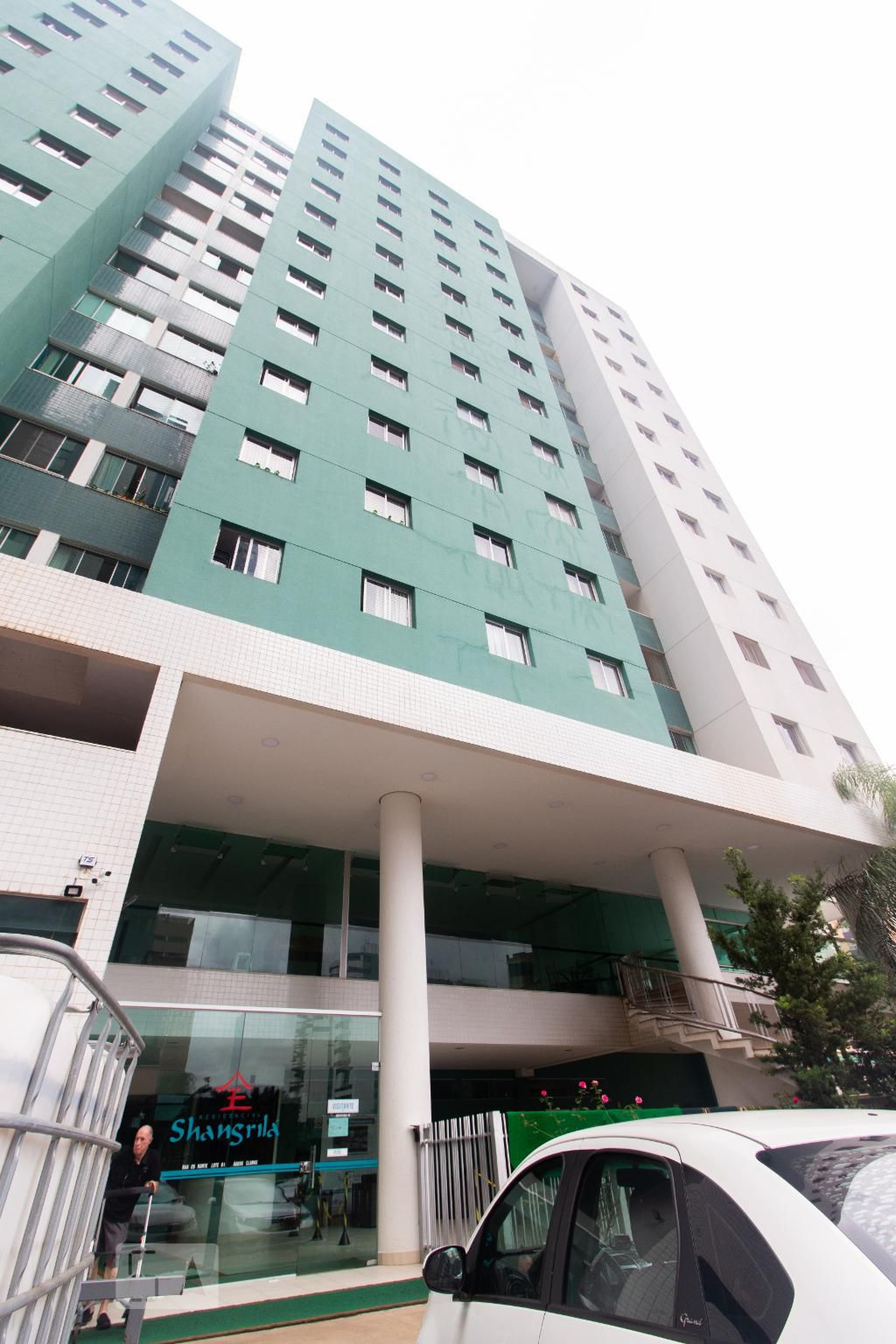 Fachada Residencial Shangrilá