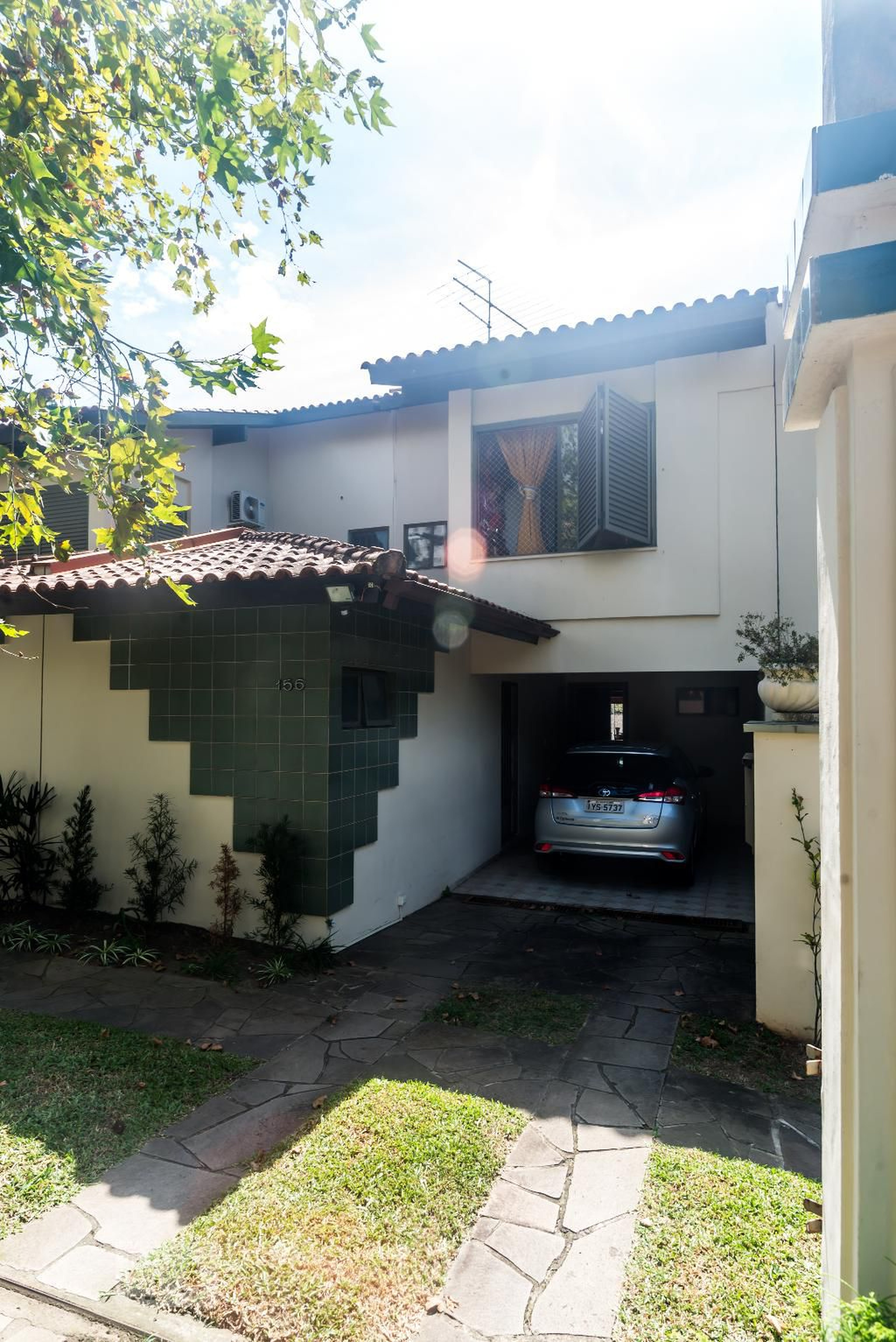 Fachada Condomínio em Rua Manoel Lopes Meirelles, 156