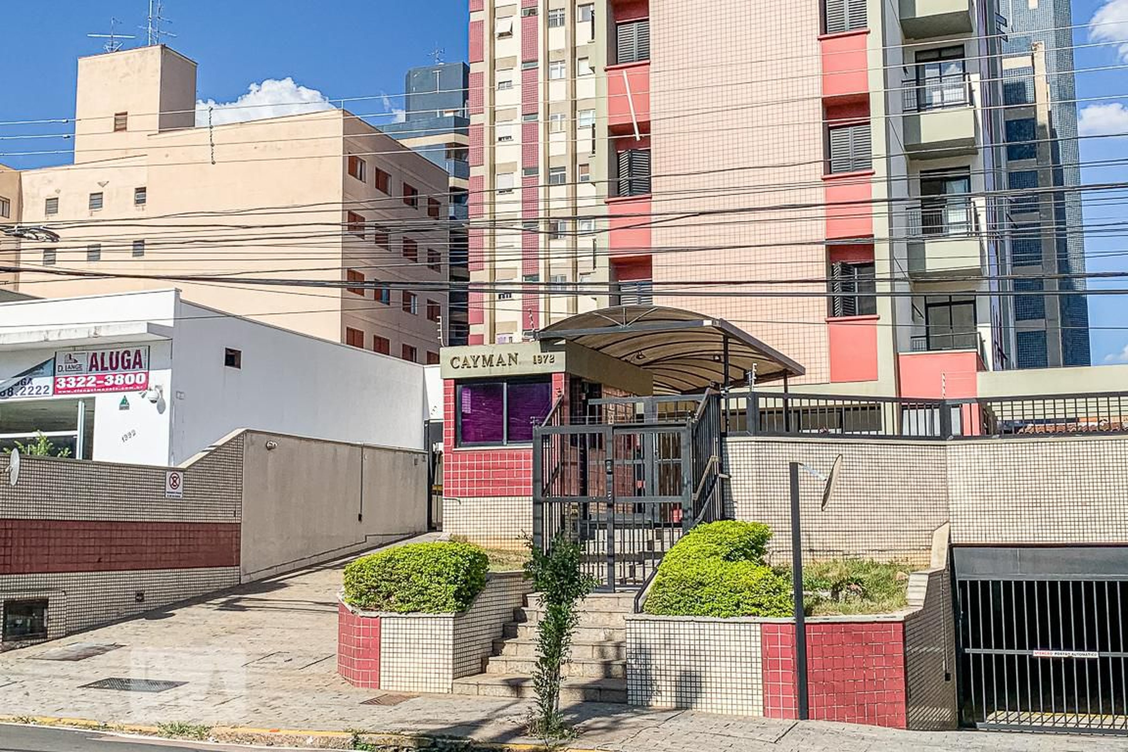 Fachada Condomínio em Avenida Barão de Itapura, 1972