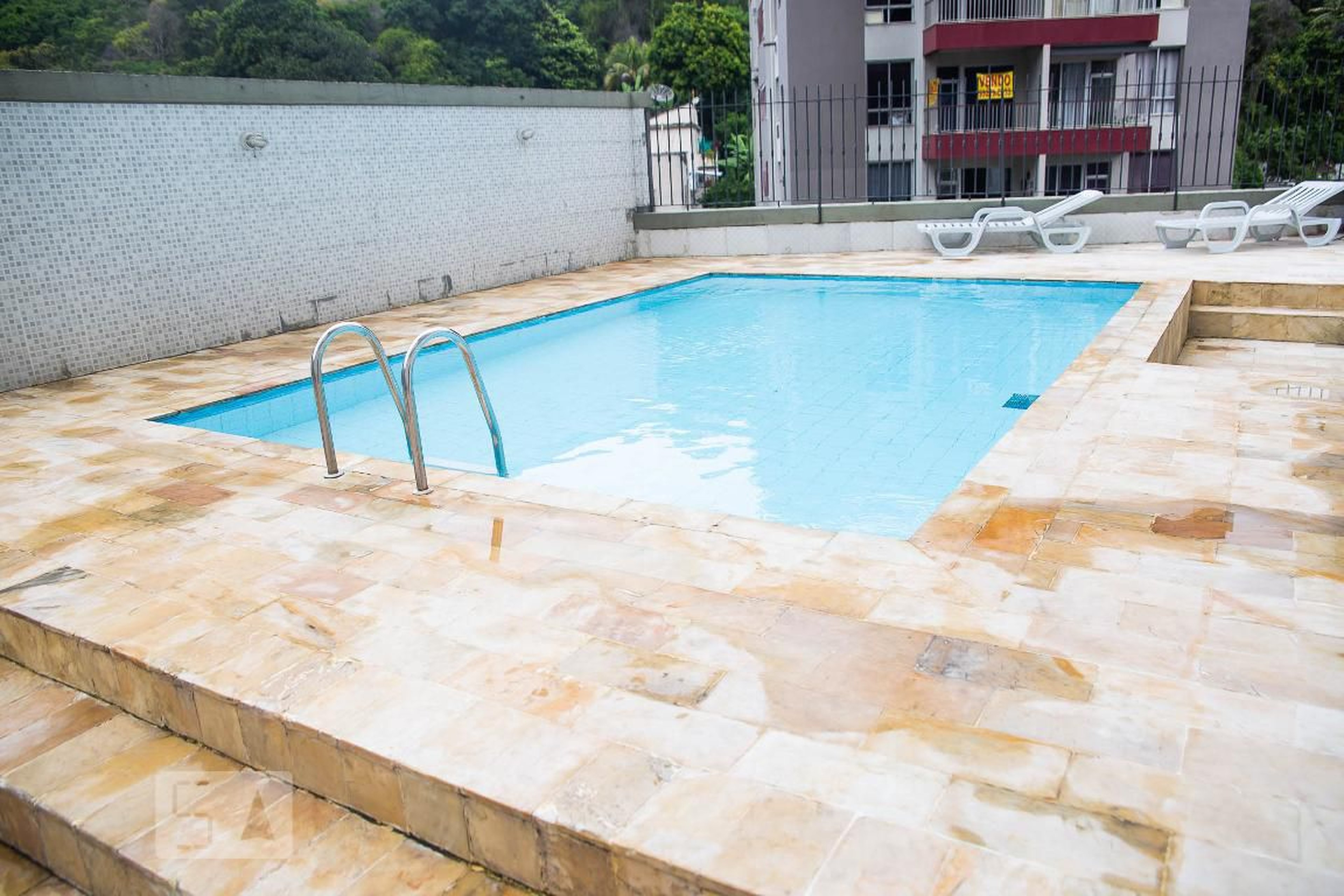 Piscina - Edifício Fagundes Varela